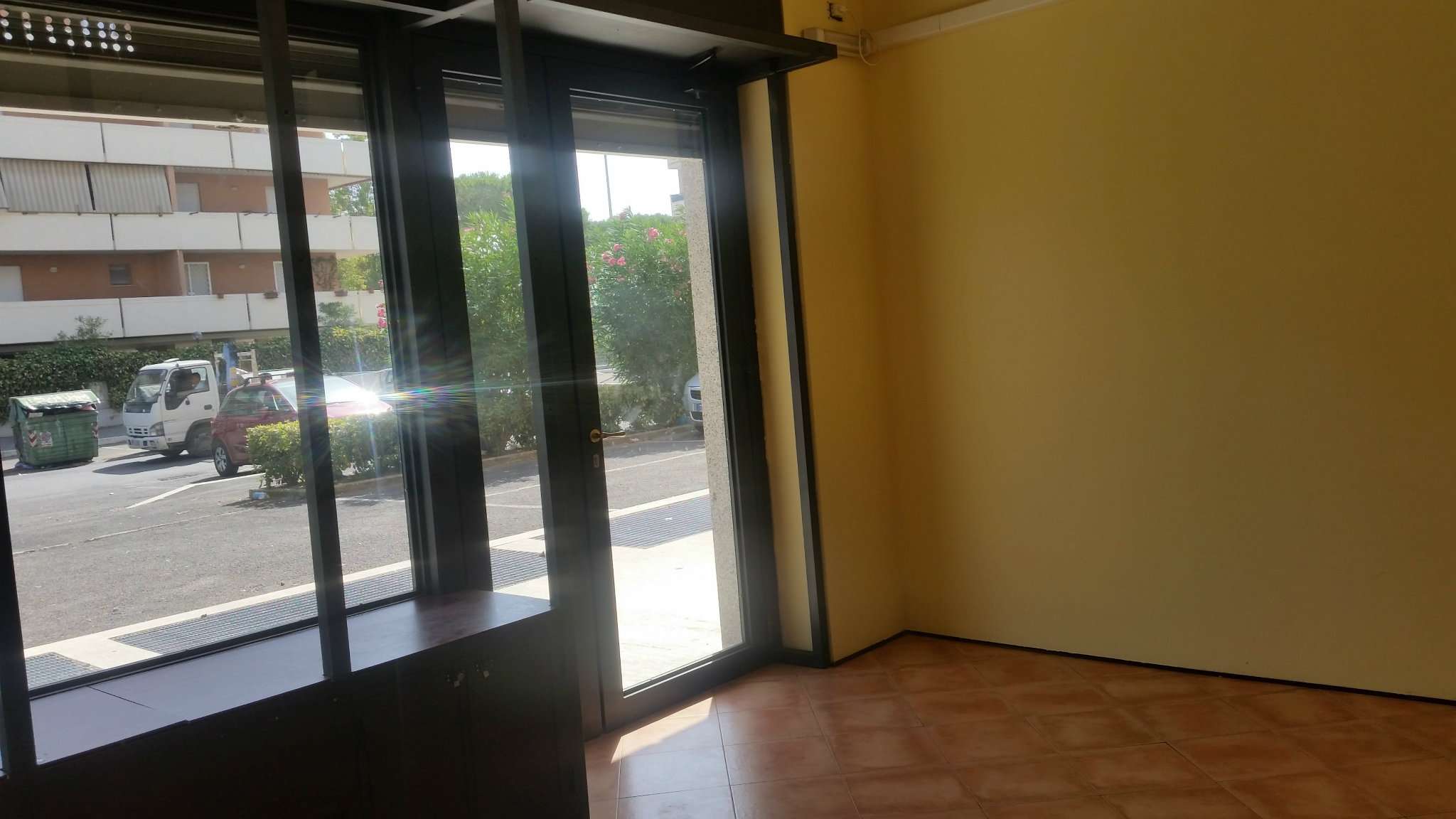 Negozio - Loc.Com. ROMA affitto  PONTE DI NONA mattè trucco Gabetti - AGENZIA DI PONTE DI NONA s.r.l. (Ponte di Nona - RM)