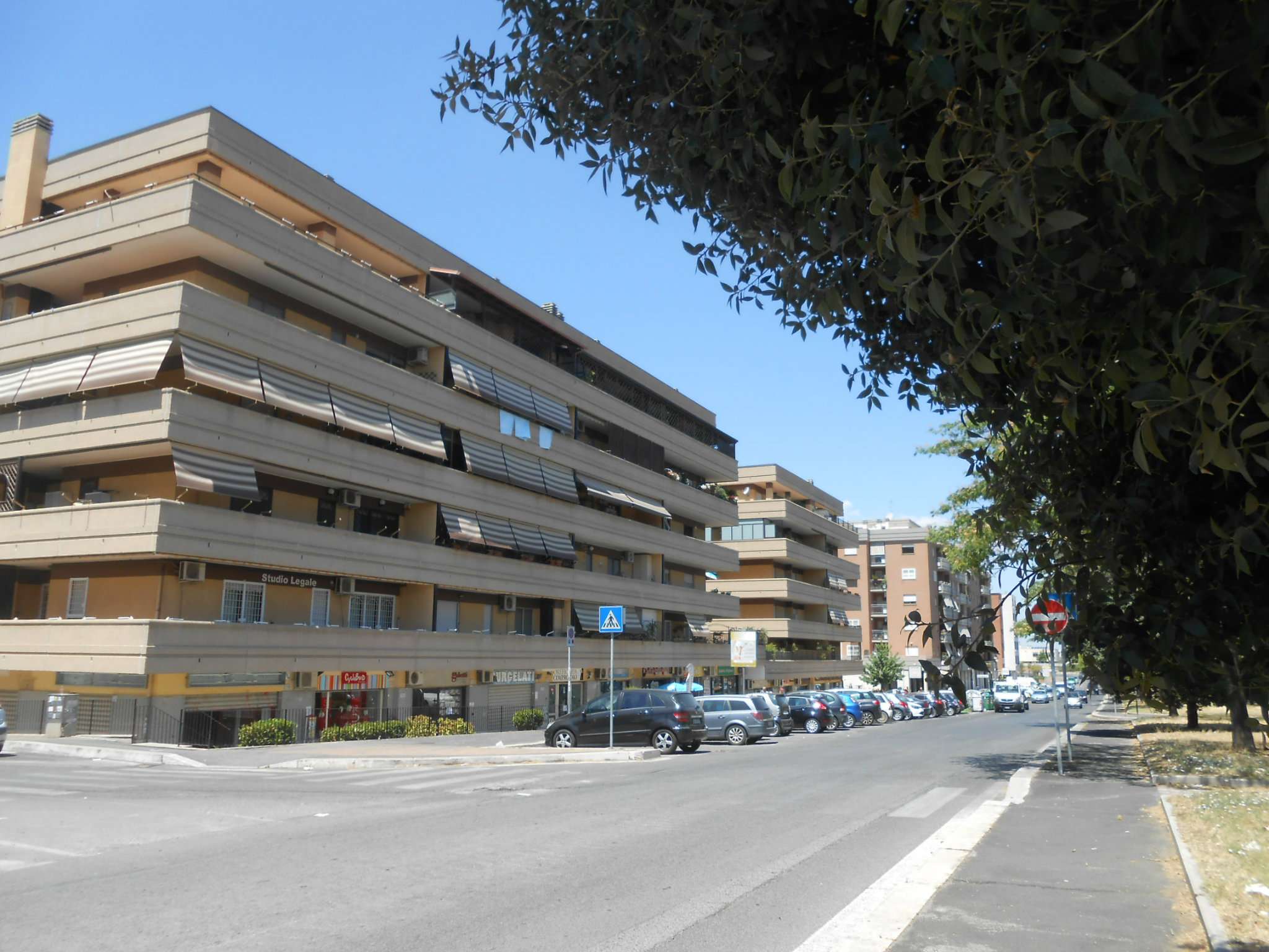 Negozio - Loc.Com. ROMA affitto  PONTE DI NONA Francesco Caltagirone Gabetti - AGENZIA DI PONTE DI NONA s.r.l. (Ponte di Nona - RM)