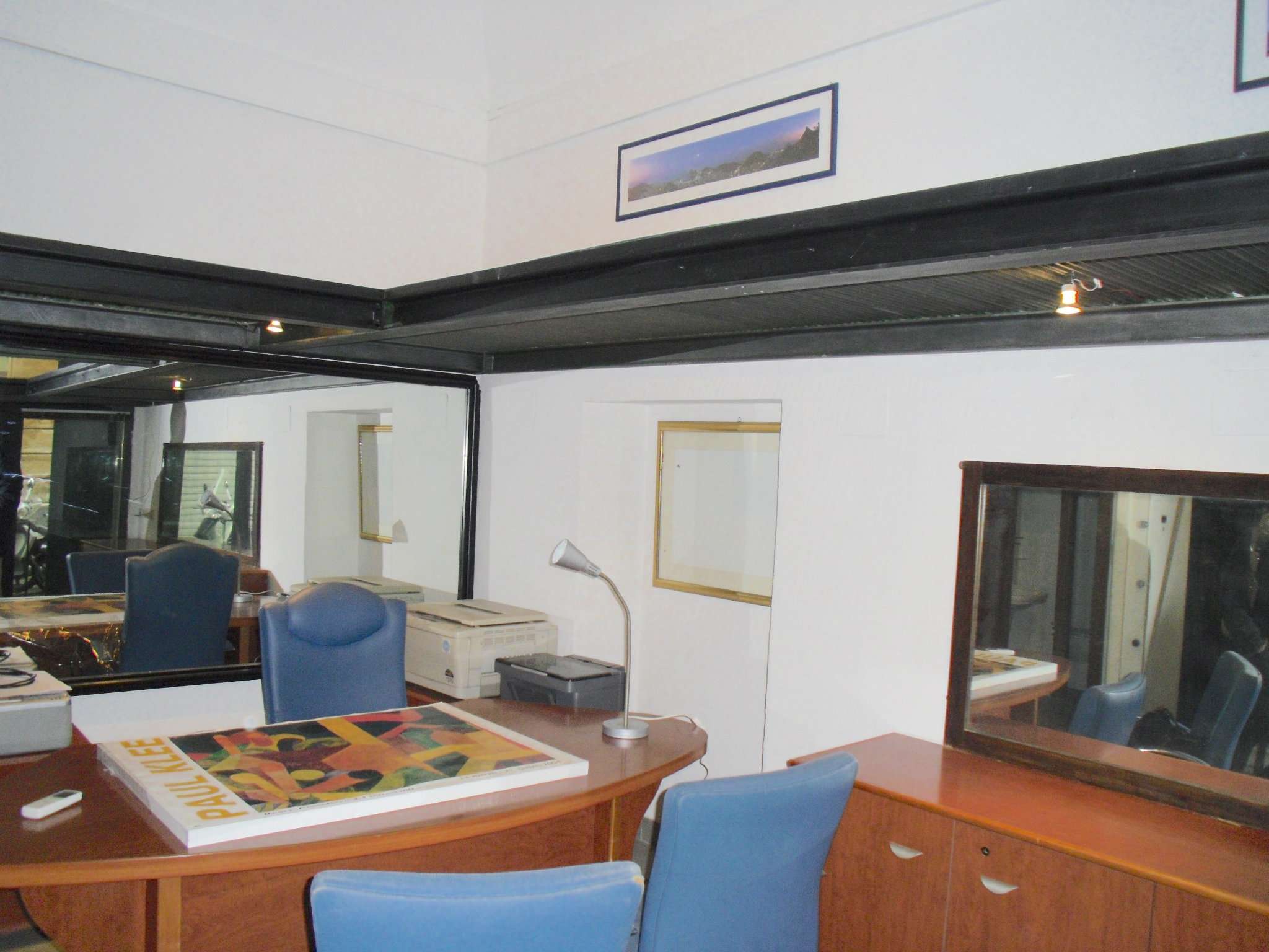 Negozio - Loc.Com. ROMA affitto  Centro storico MONTE D'ORO Abitare Empire S.R.L.