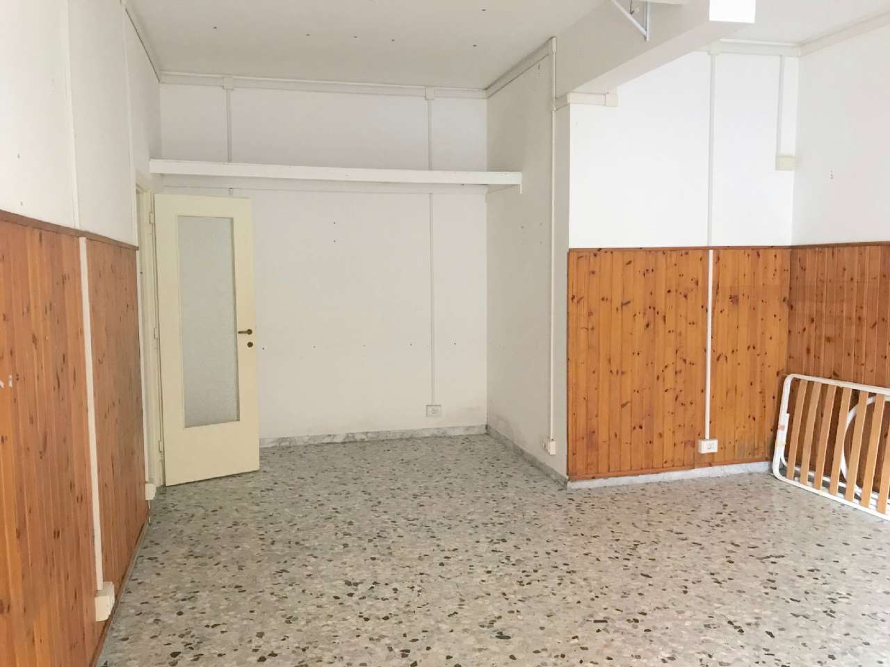 Negozio - Loc.Com. ROMA affitto  TRIONFALE (XVII MUN.) COGOLETO Abitare Empire S.R.L.