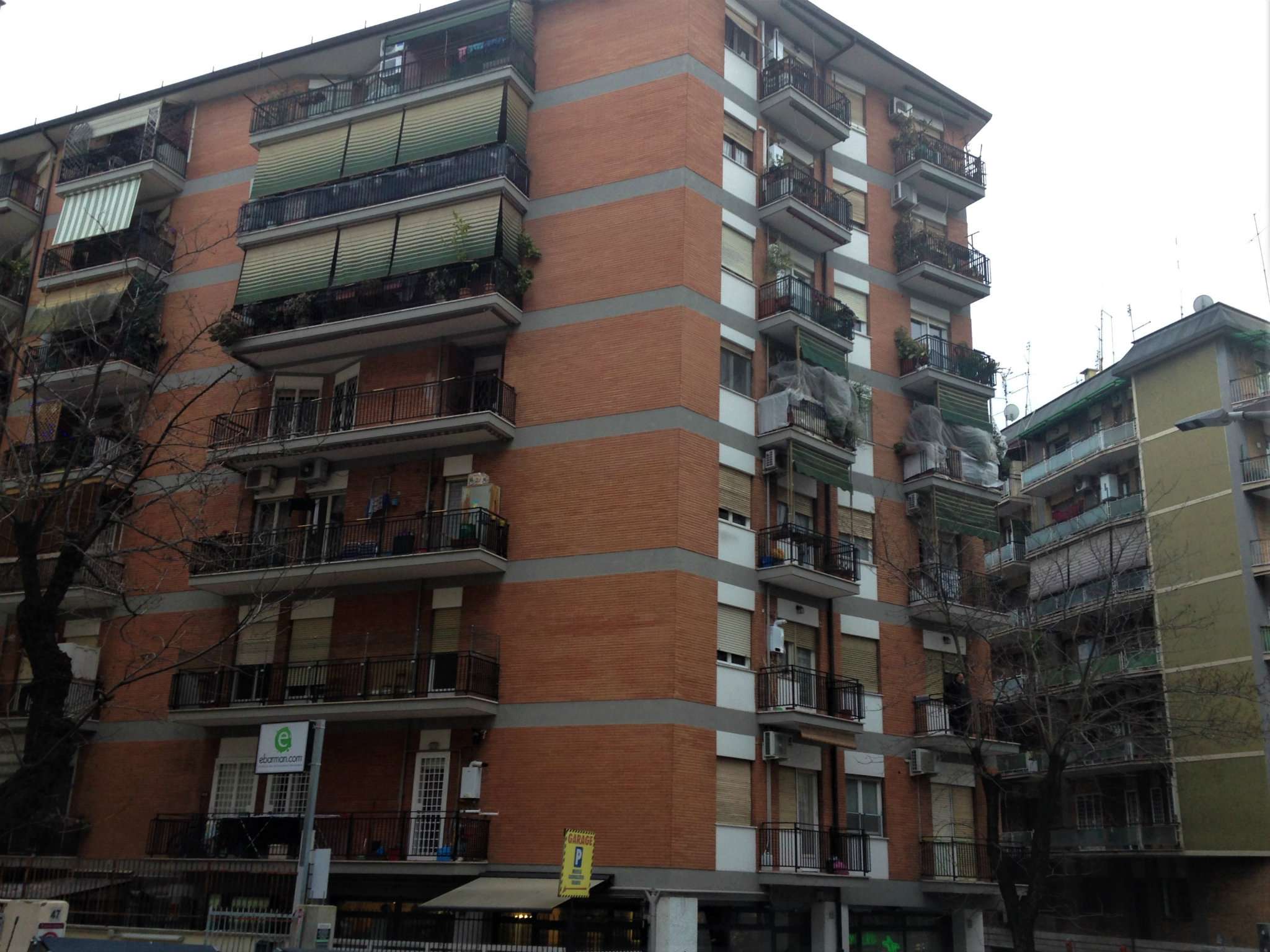  roma affitto quart: appia nuova pietro paolo gabrielli