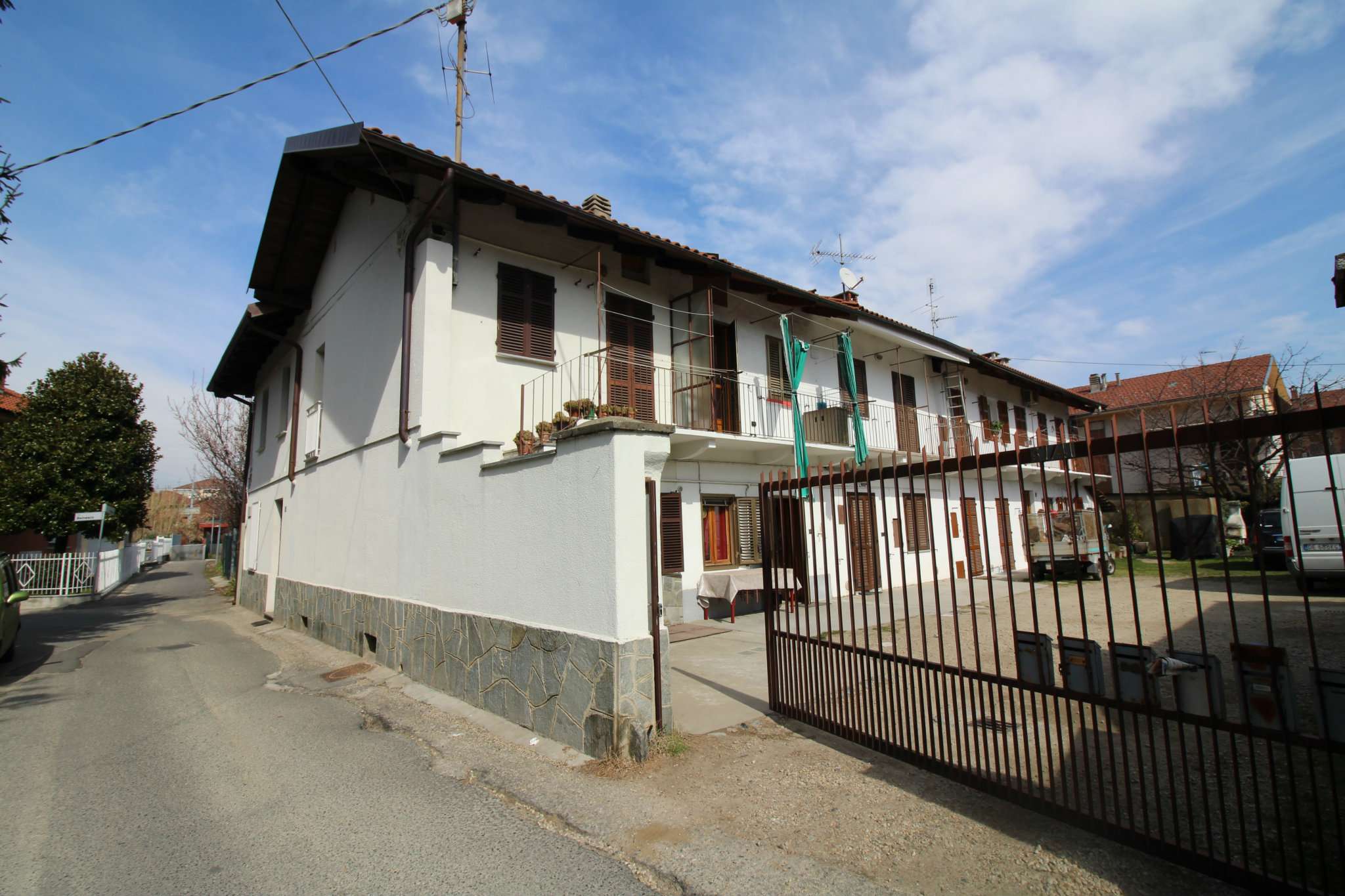  alpignano vendita quart:  studio-immobiliare-alpignano-sas