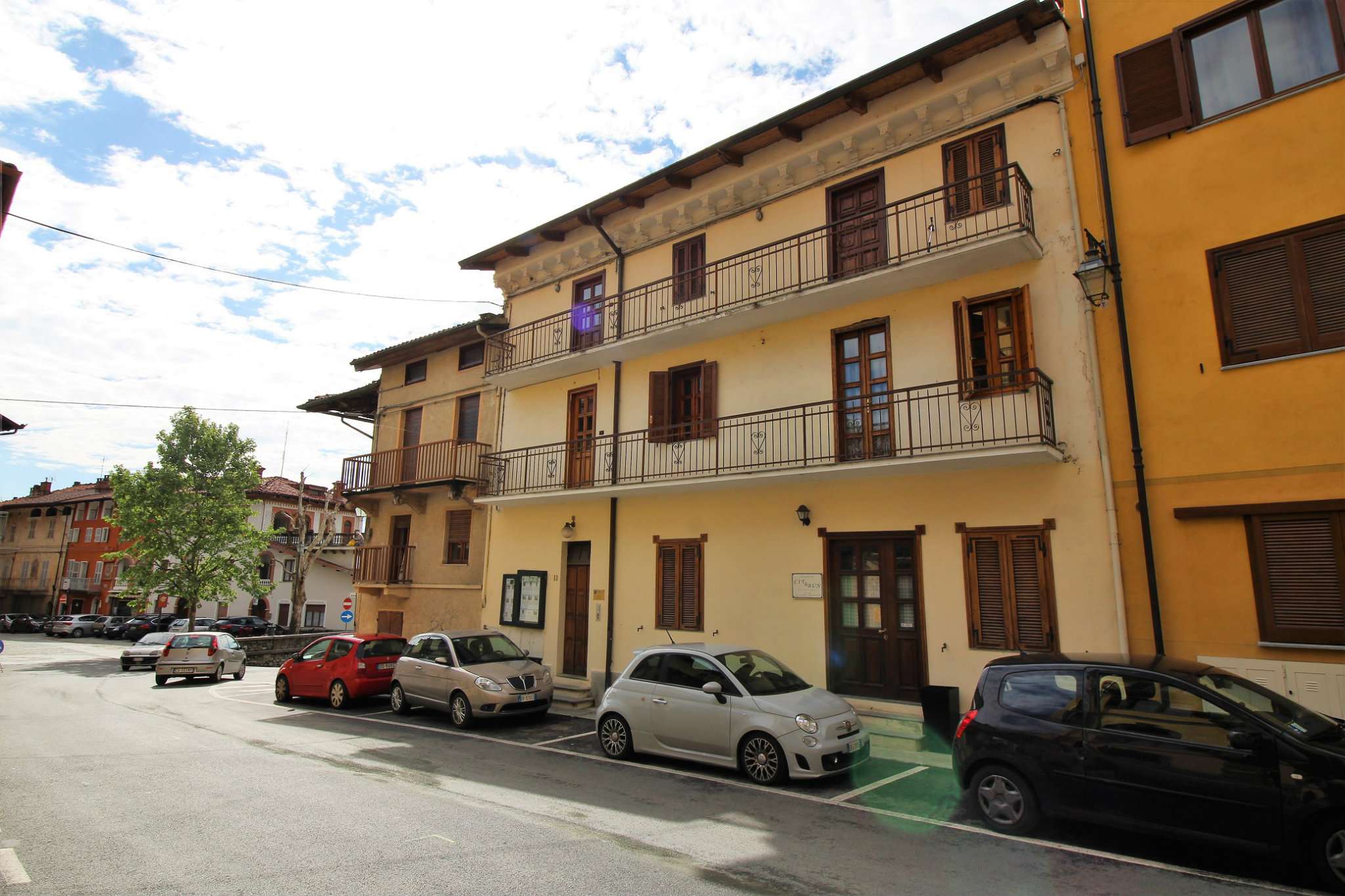  giaveno vendita quart:  studio immobiliare alpignano sas