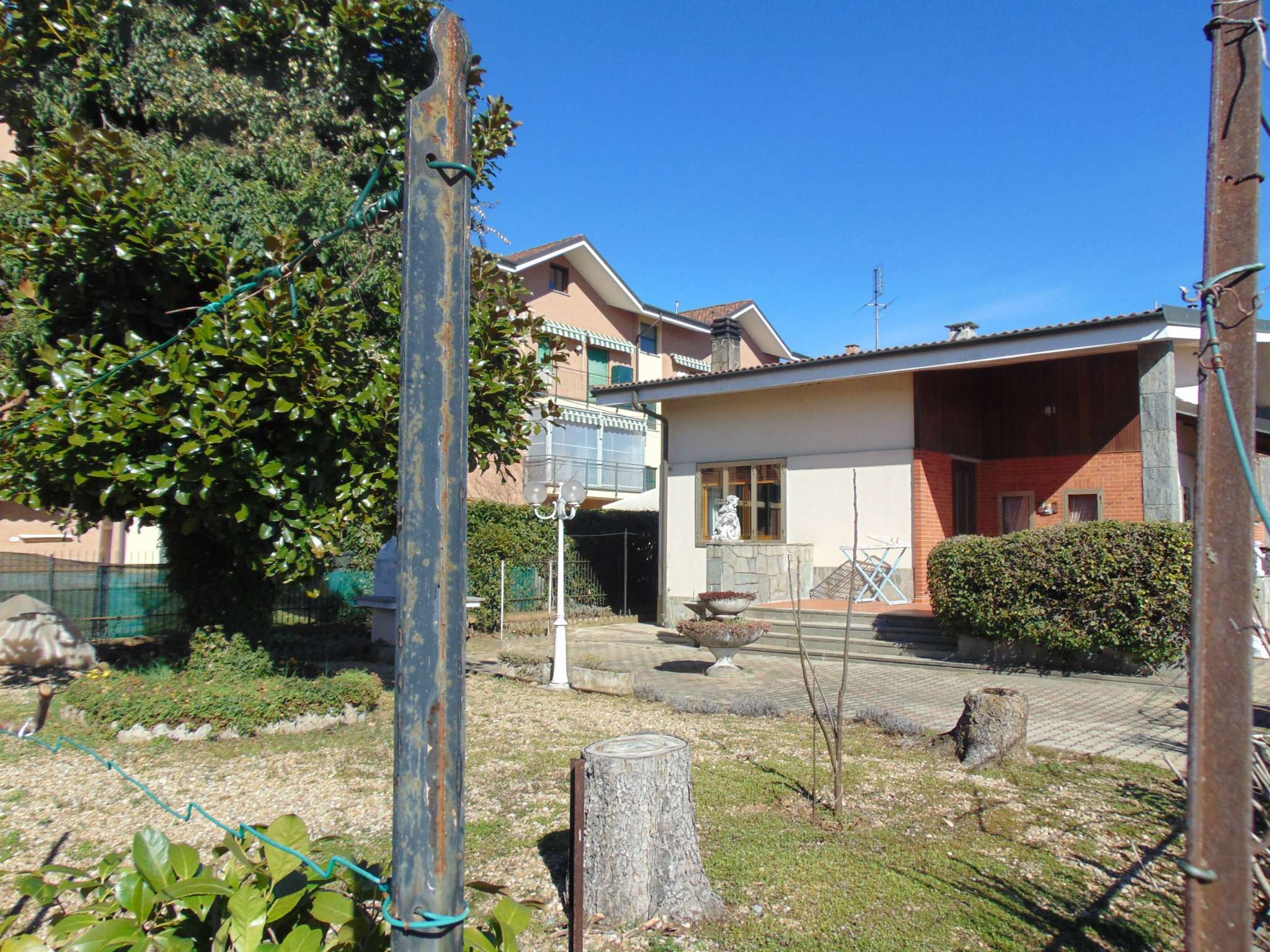 Villa Trifamiliare RIVALTA DI TORINO vendita   CABOTO immobiliare grugliasco di nurra simone