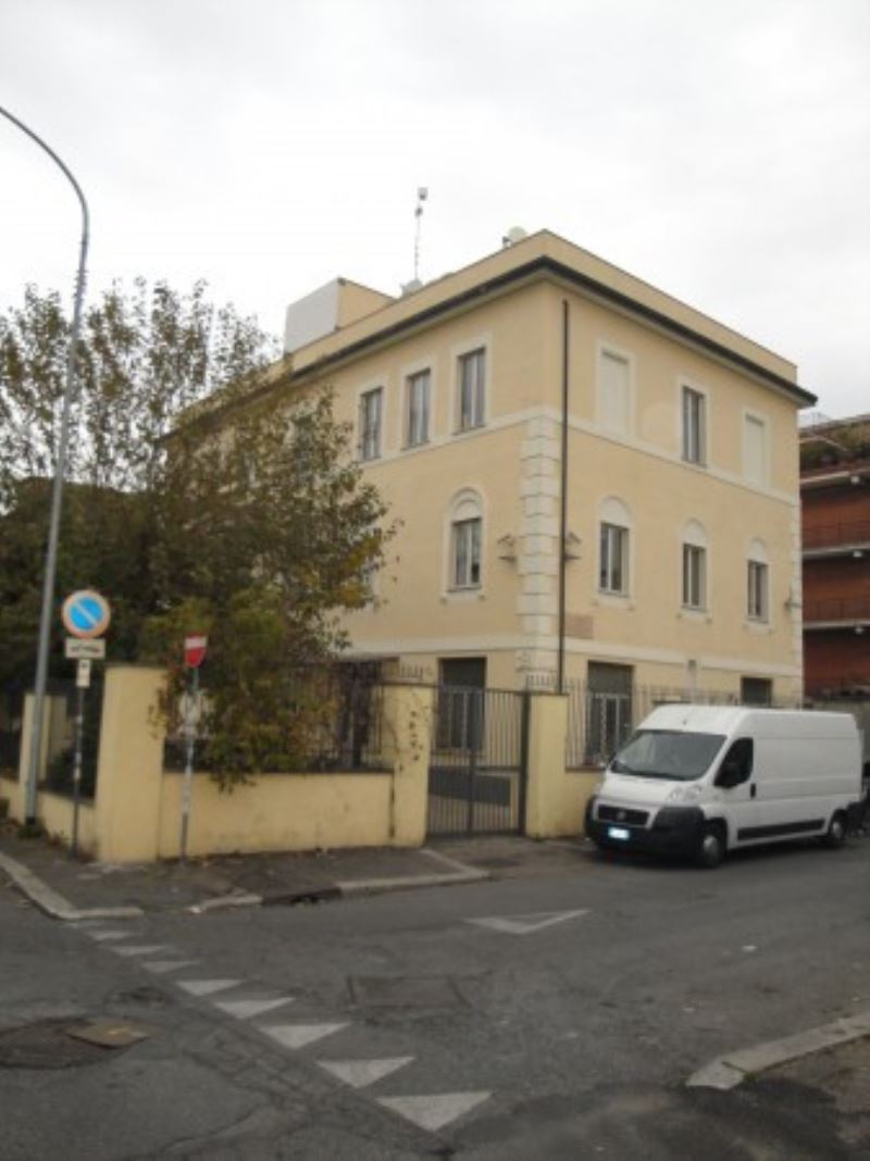 Ufficio - Loc.Com. ROMA vendita  ALESSANDRINO  Casilina inter&co di Pacetti
