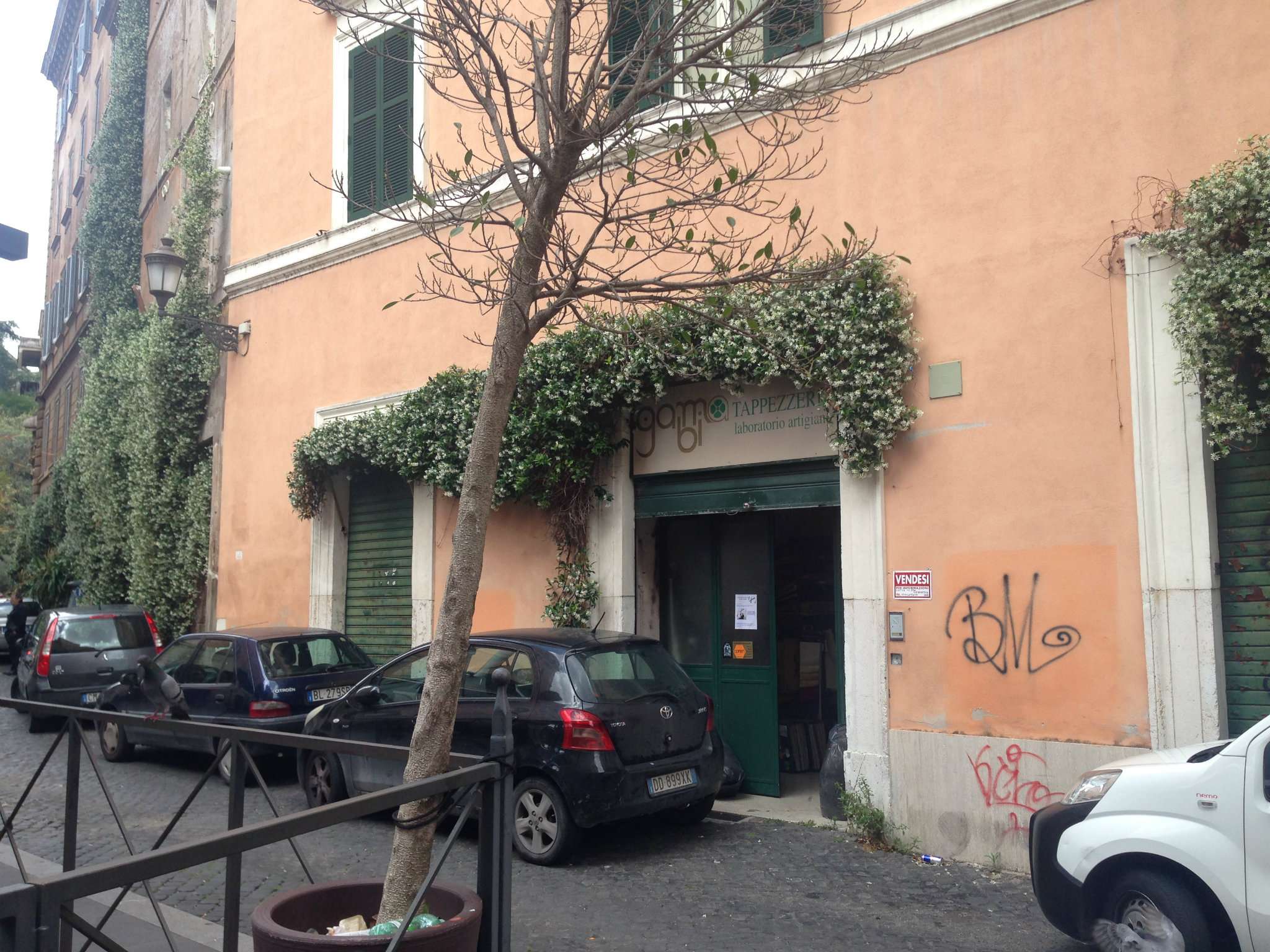 Negozio - Loc.Com. ROMA vendita  Centro storico  VENTURINI IMMOBILIARE