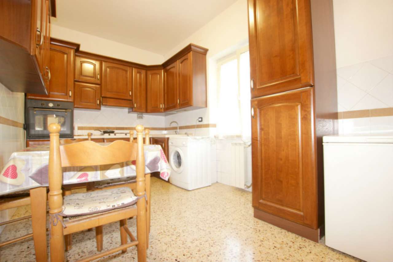 Appartamento ROMA vendita  VALLE MURICANA VALLE MURICANA VENTURINI IMMOBILIARE