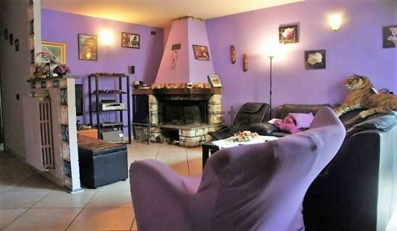 Villa Unifamiliare - Indipendente USMATE VELATE vendita   VIA CASCINA RIBONA Affiliato Fondocasa Arcore