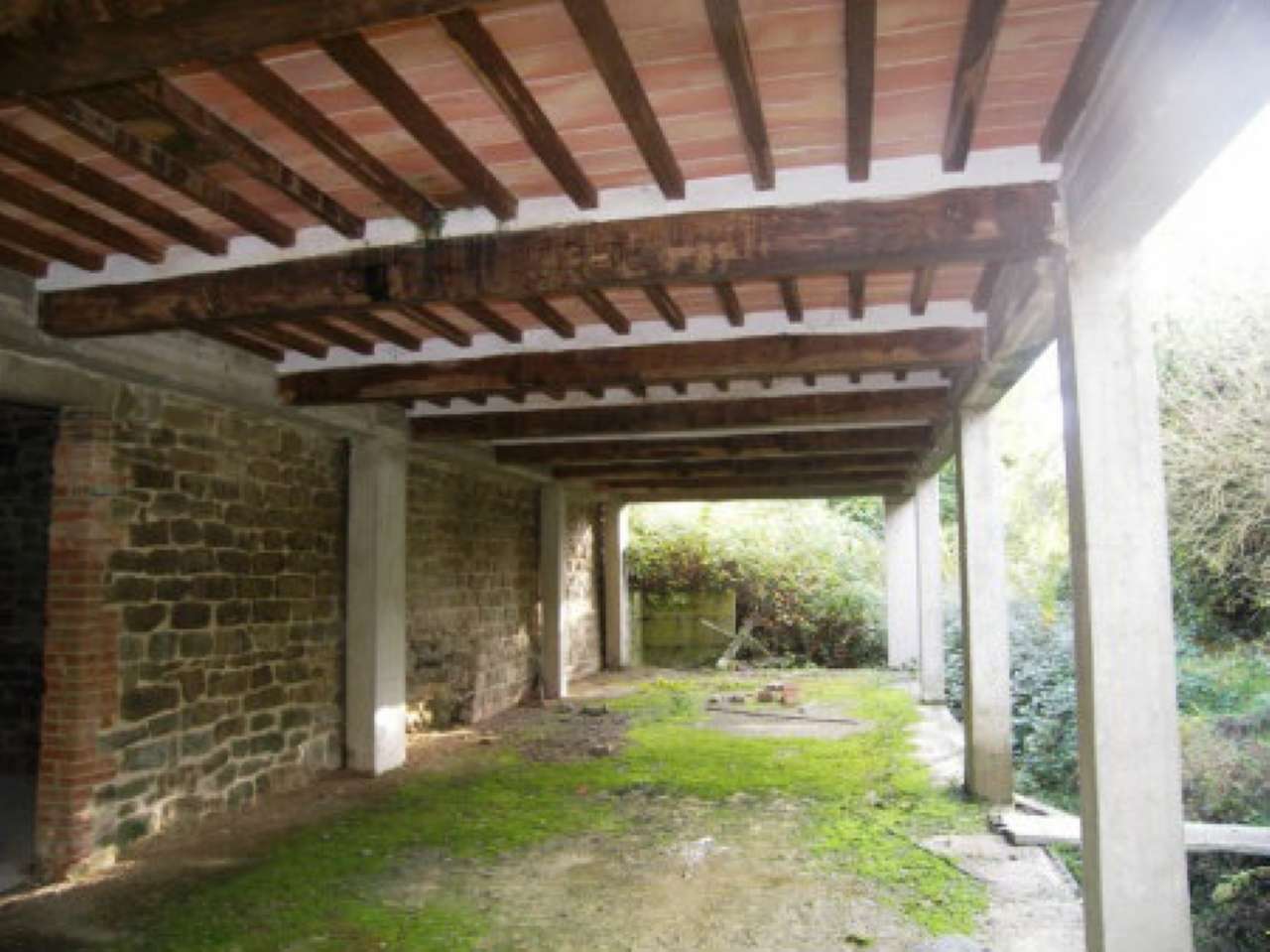 Villa MONTE SAN SAVINO vendita   ponte all'Esse Firenze Immobili