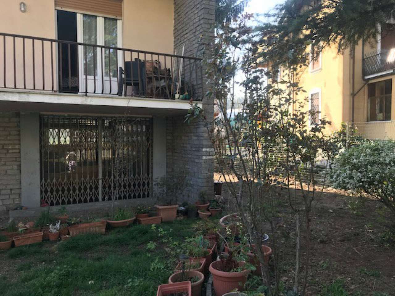 Villa Unifamiliare - Indipendente CASTRONNO vendita    Immobiliare Euromed s.a.s.