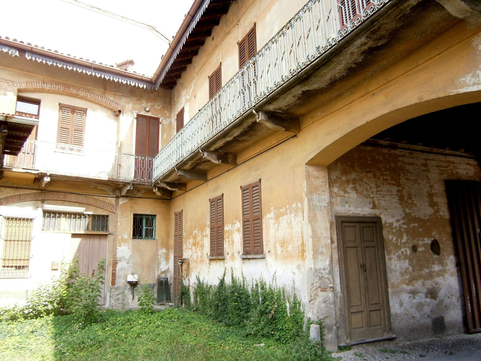 Villa Unifamiliare - Indipendente CESANO MADERNO vendita   via Cavour IMNOVA - DIERRE s.a.s. (Cesano Maderno - MI)