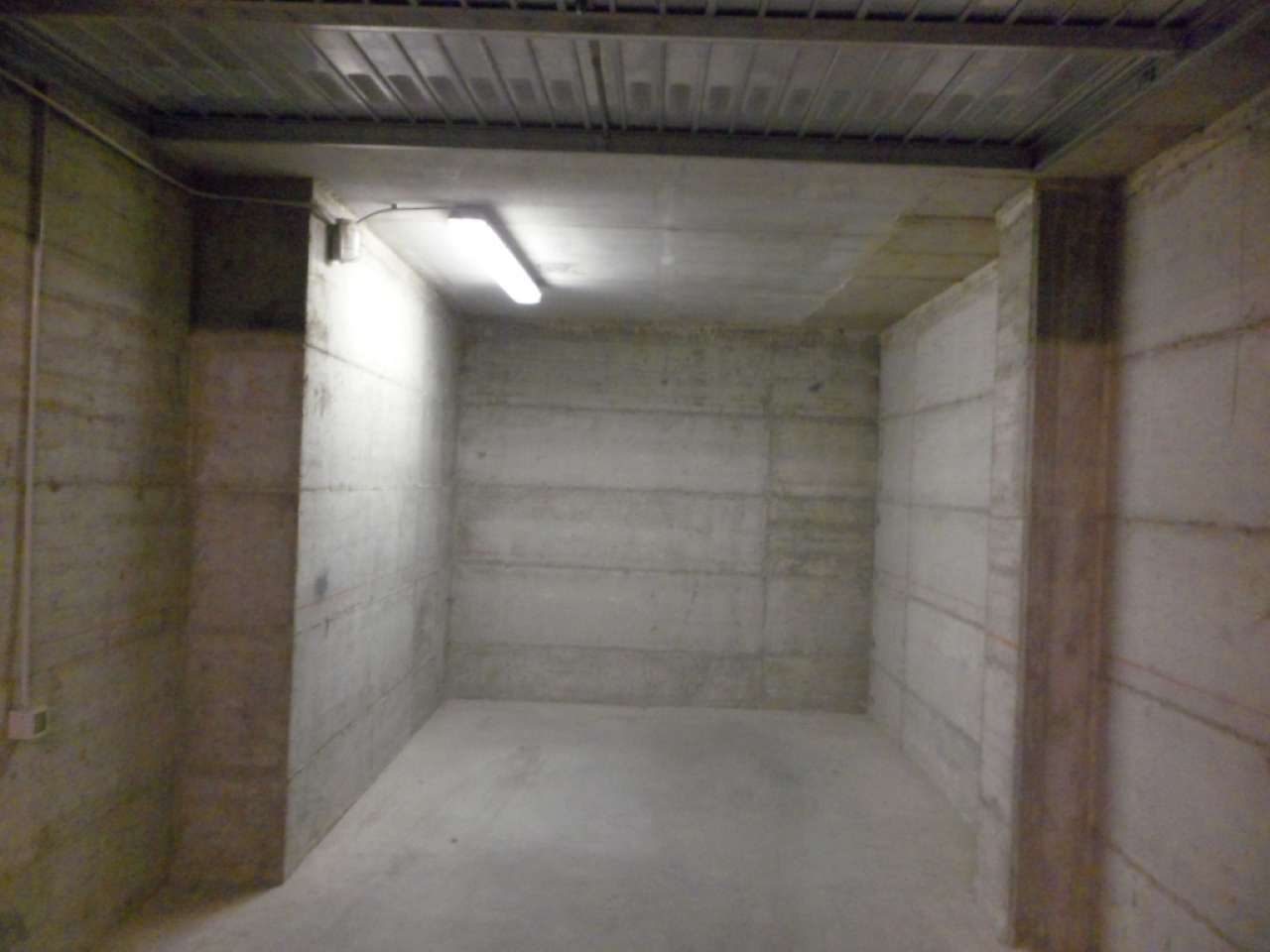 Box auto - Posto auto MILANO affitto  LORENTEGGIO  L'IMMOBILIARE.COM - MILANO LORENTEGGIO