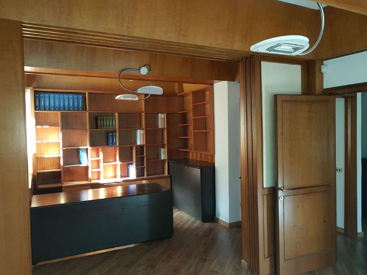 Ufficio - Loc.Com. ROMA affitto  EUROPA  DEL POGGIO LAURENTINO Carmen IMMOBILIARE