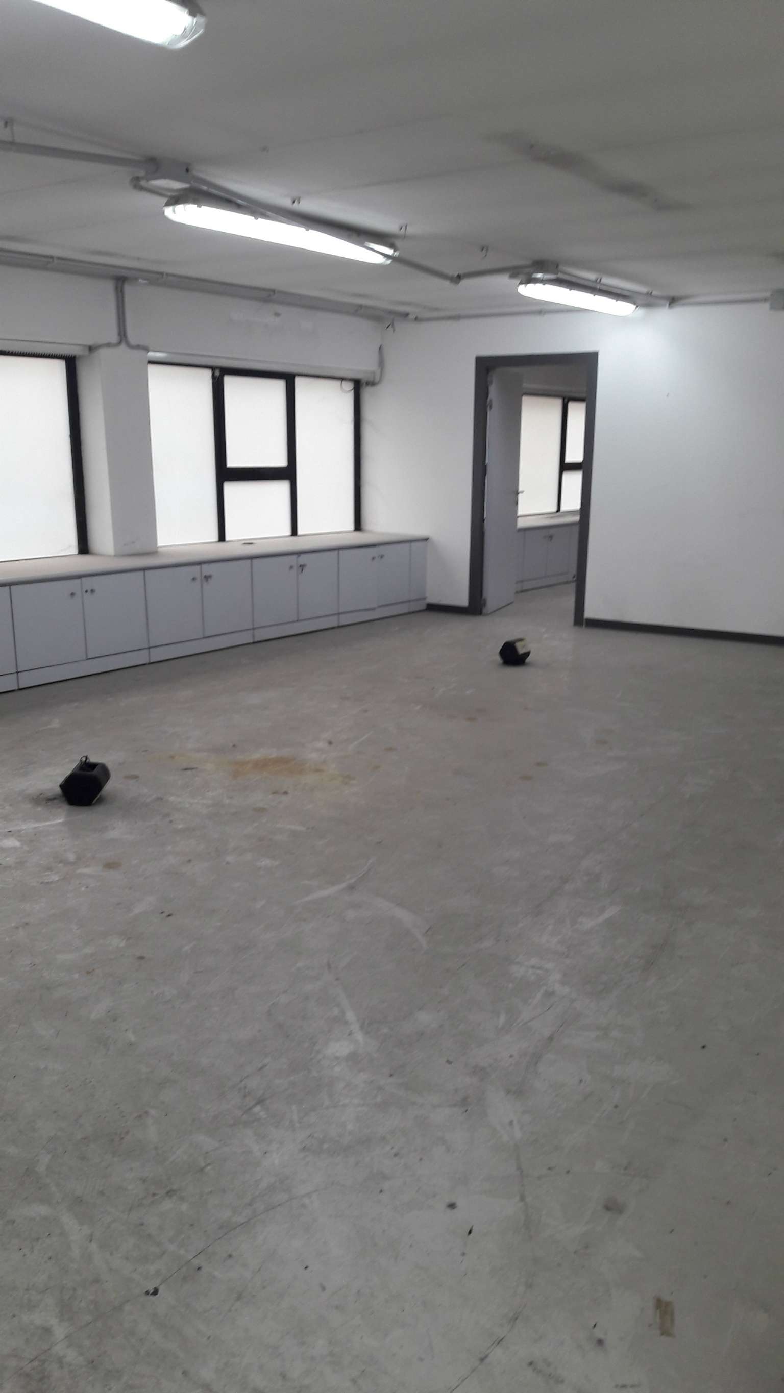 Ufficio - Loc.Com. ROMA vendita  COLOMBO ARDEATINA Carmen IMMOBILIARE