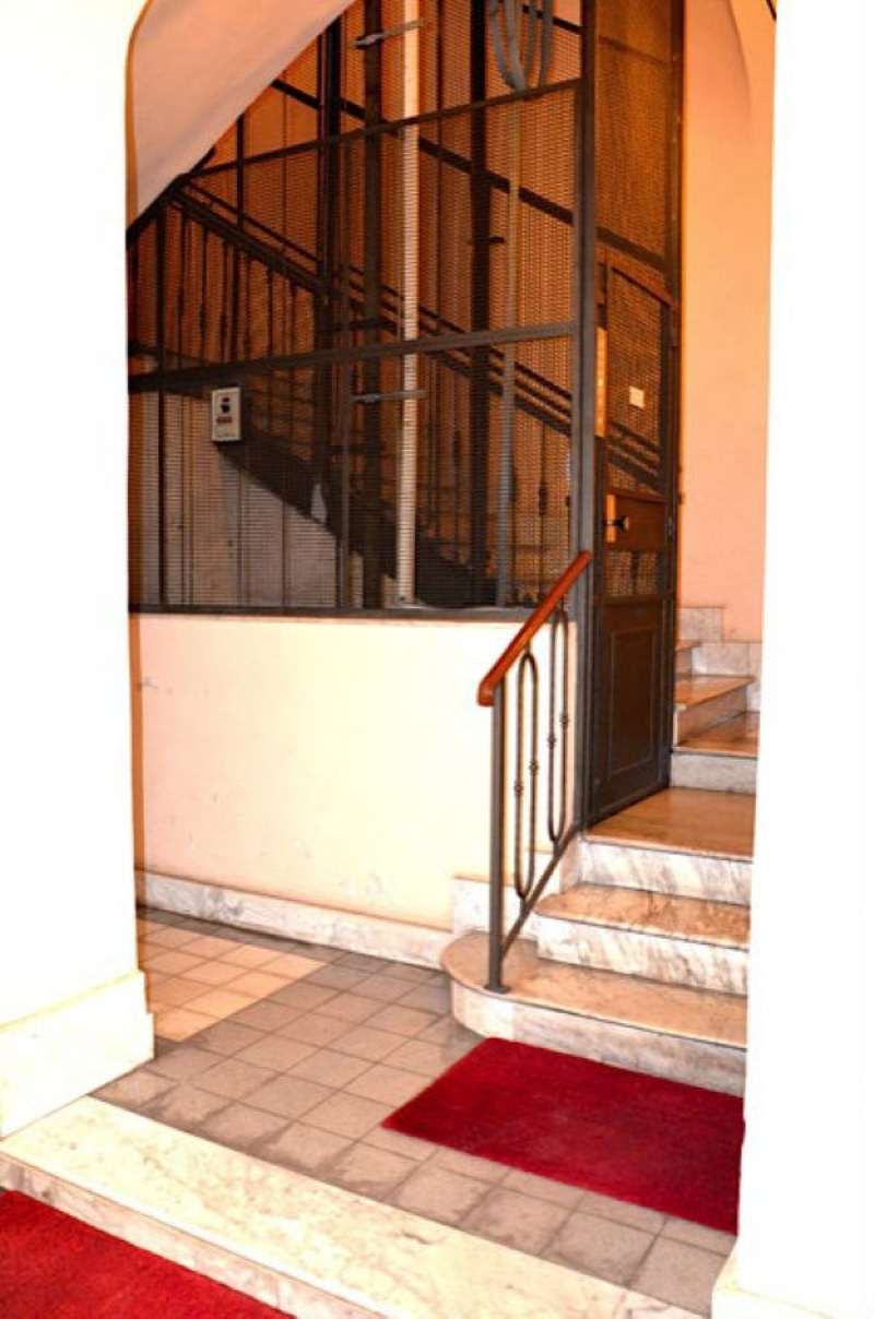 Ufficio - Loc.Com. ROMA affitto  Centro storico Aureliana Zucchetti RE  srl