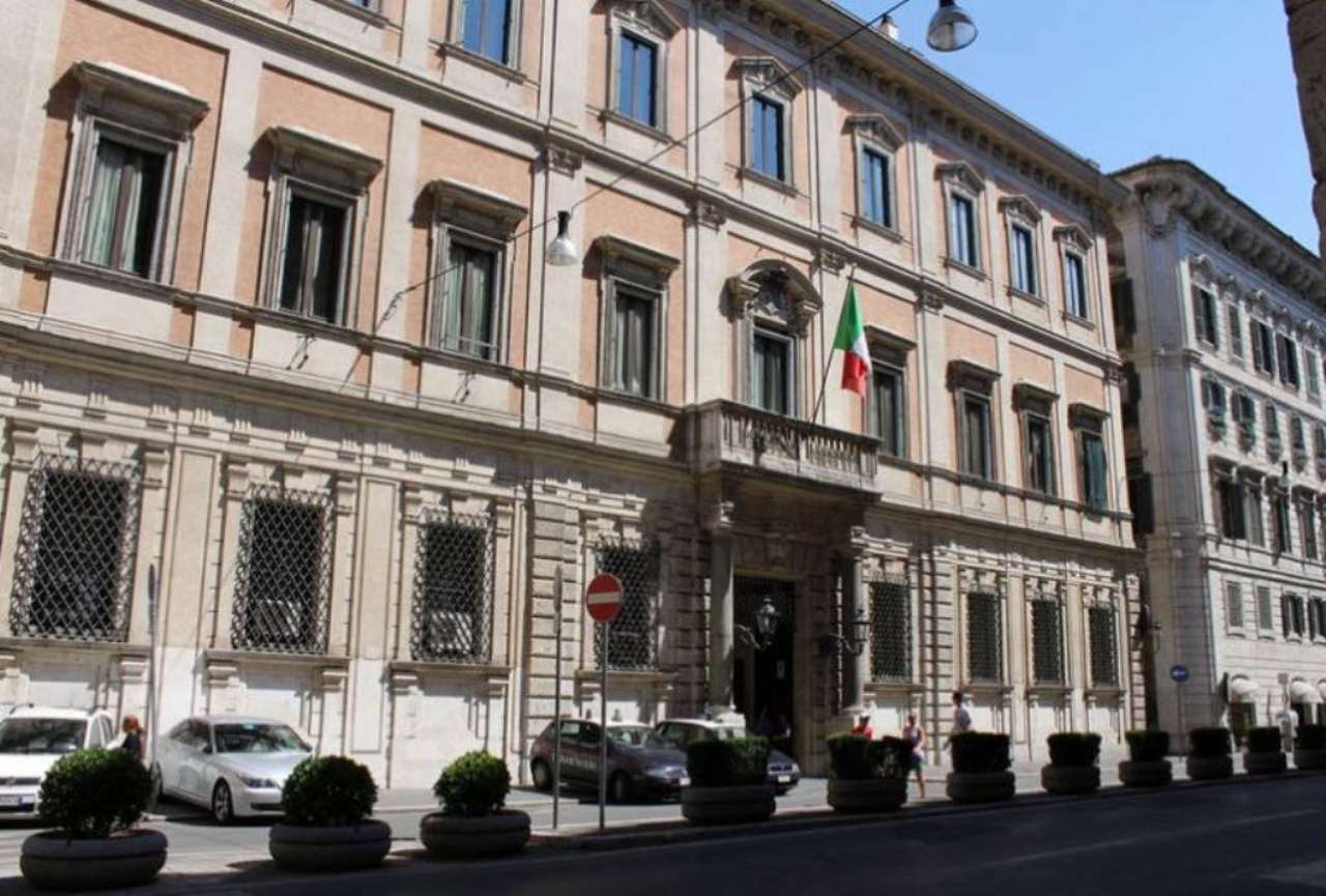  roma affitto quart: centro storico zucchetti-re-srl