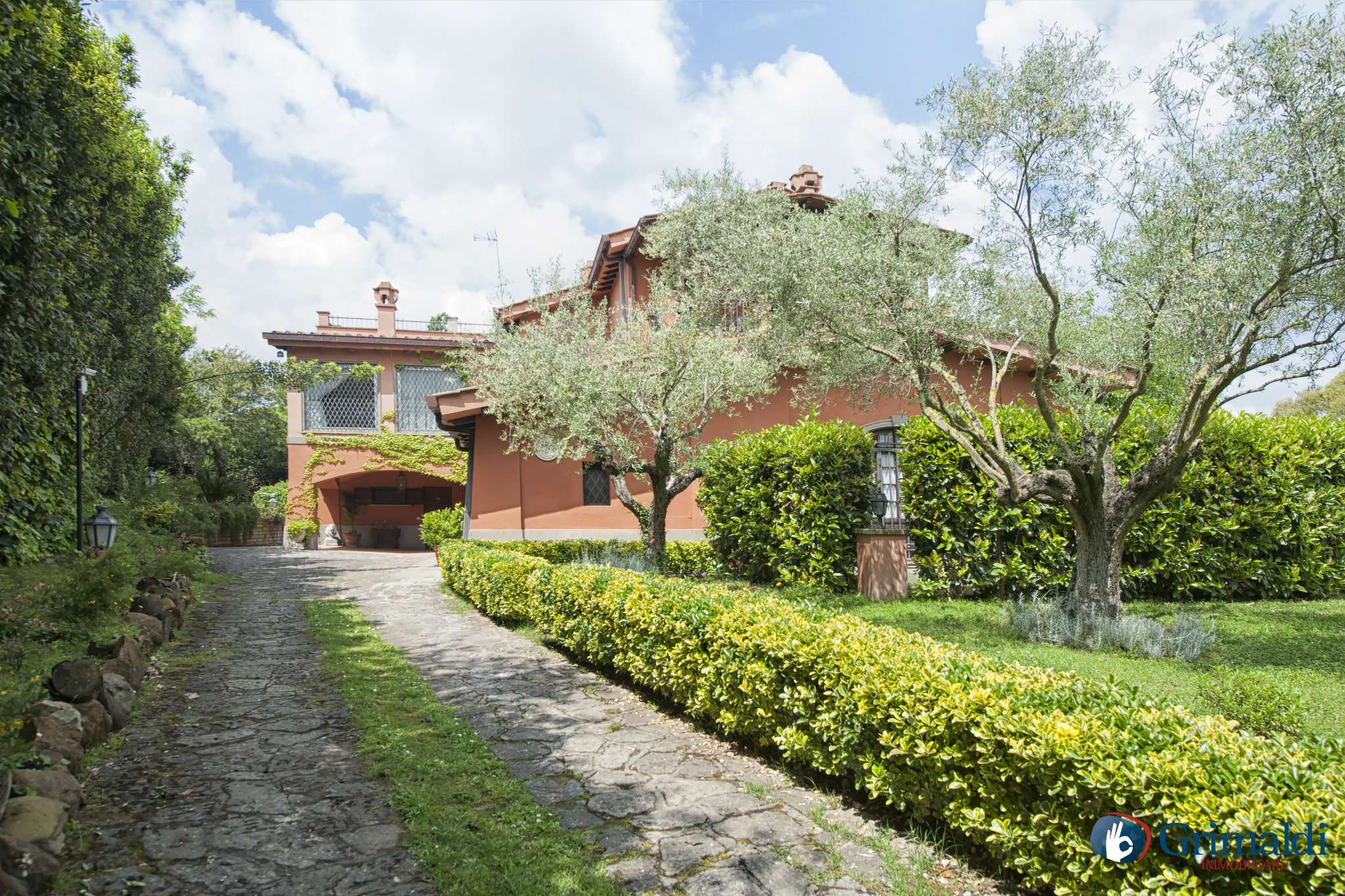 Villa Trifamiliare ROMA vendita  MOSTACCIANO Enrico Giachino Grimaldi Torrino