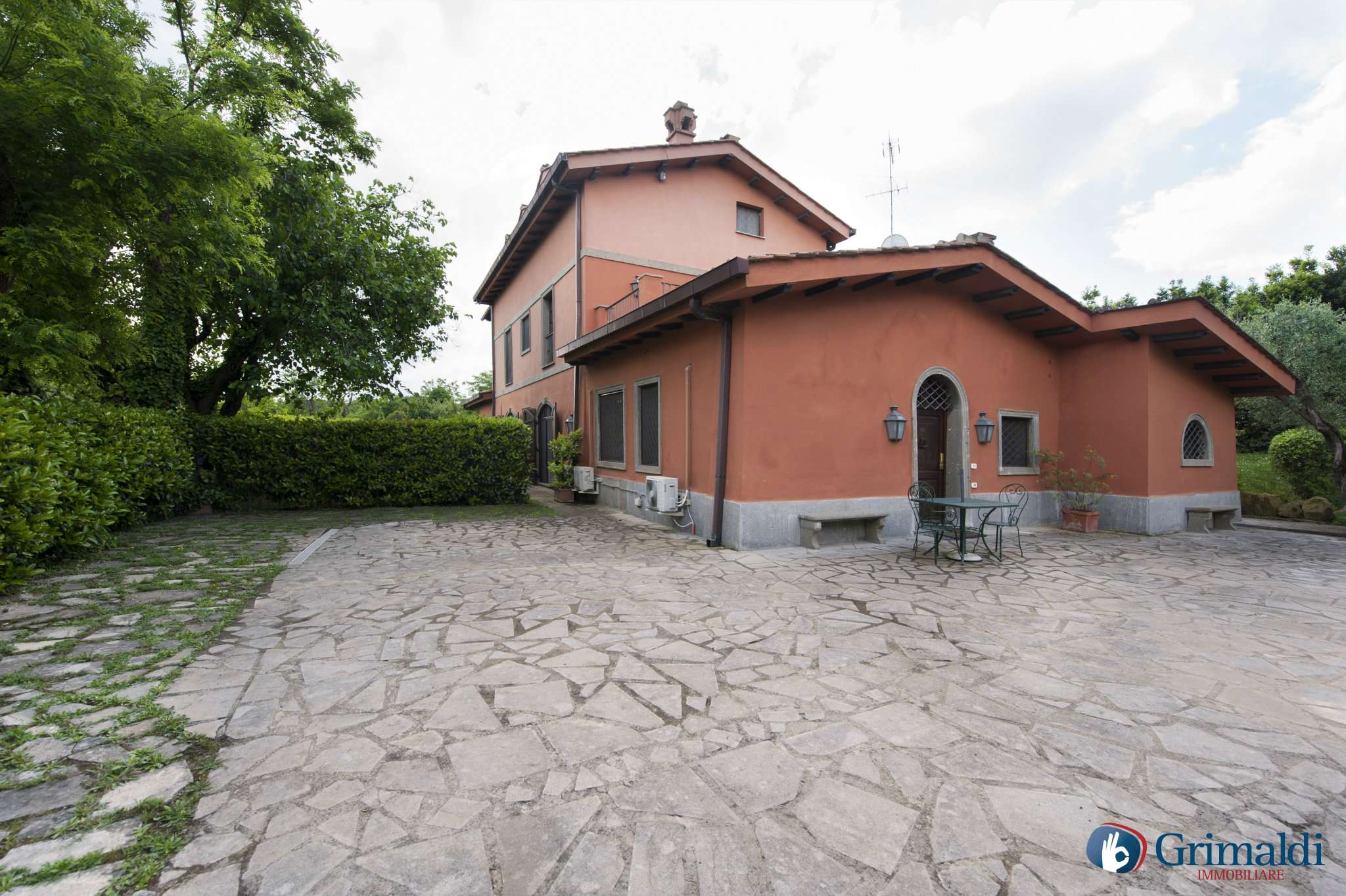 Villa Trifamiliare ROMA vendita  MOSTACCIANO Enrico Giachino Grimaldi Torrino