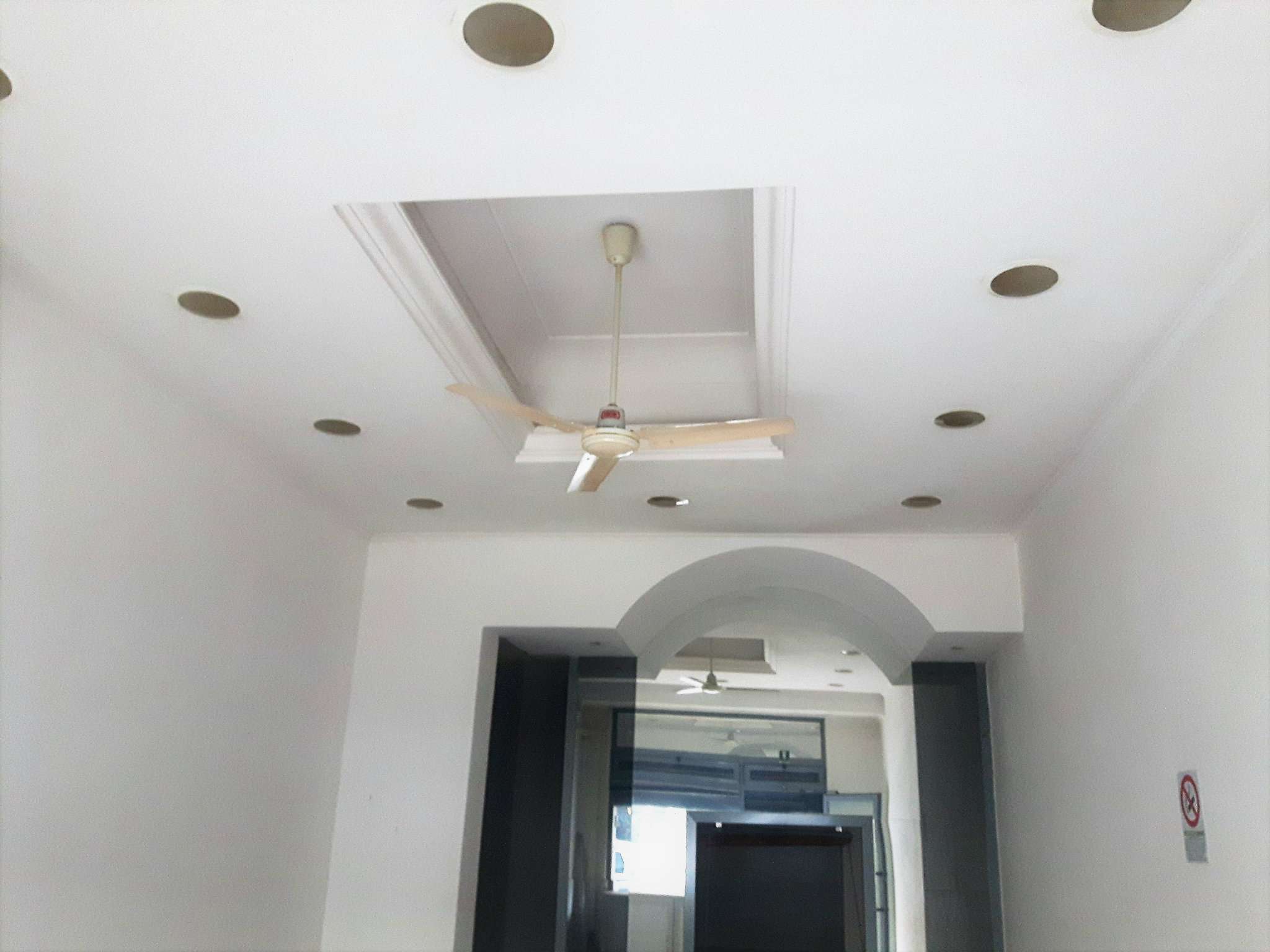 Negozio - Loc.Com. ROMA vendita  APPIA NUOVA Tarquinio Prisco FARO IMMOBILIARE srl