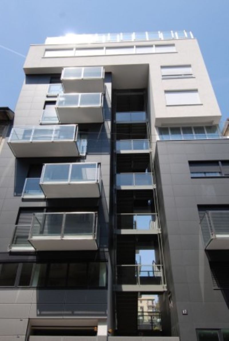  milano vendita quart:  place-s.r.l.
