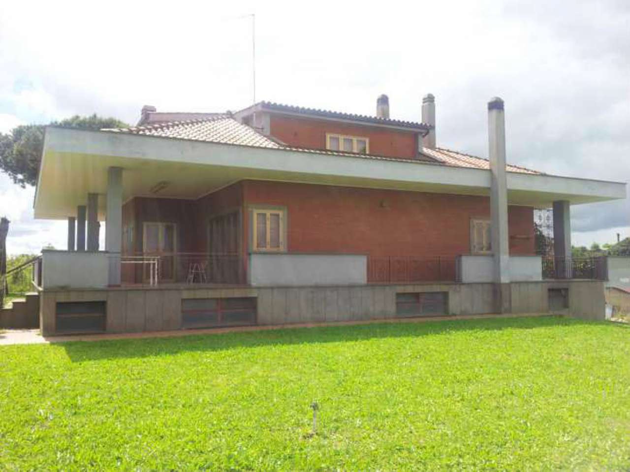 Villa ROMA vendita  AEROPORTO DI CIAMPINO (ZONA DELLA XI MUN.)  dei casali di porta medaglia Immobilarte