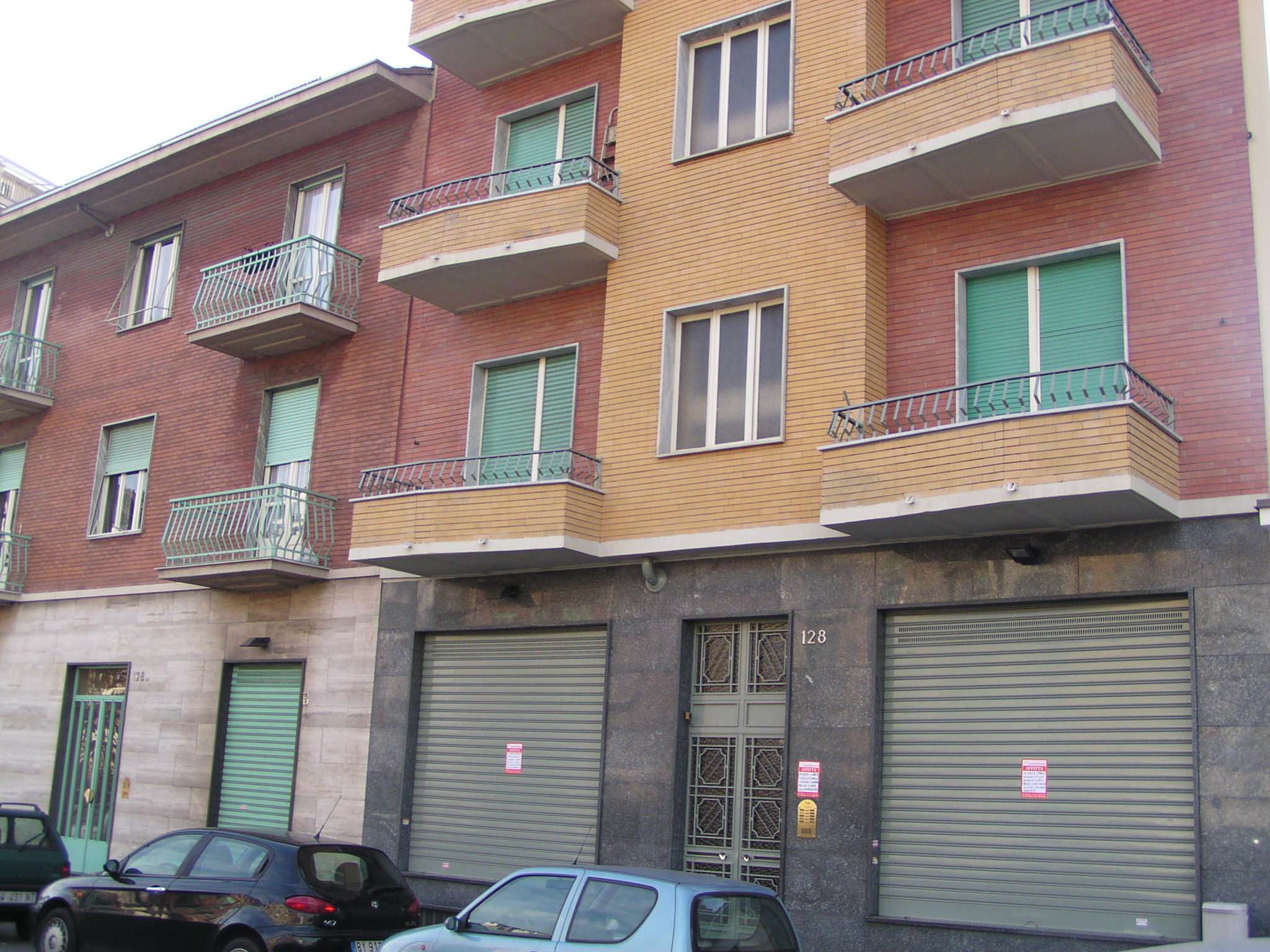 Negozio - Loc.Com. TORINO affitto  FALCHERA SEMPIONE DEFILIPPIMMOBILI S.R.L.