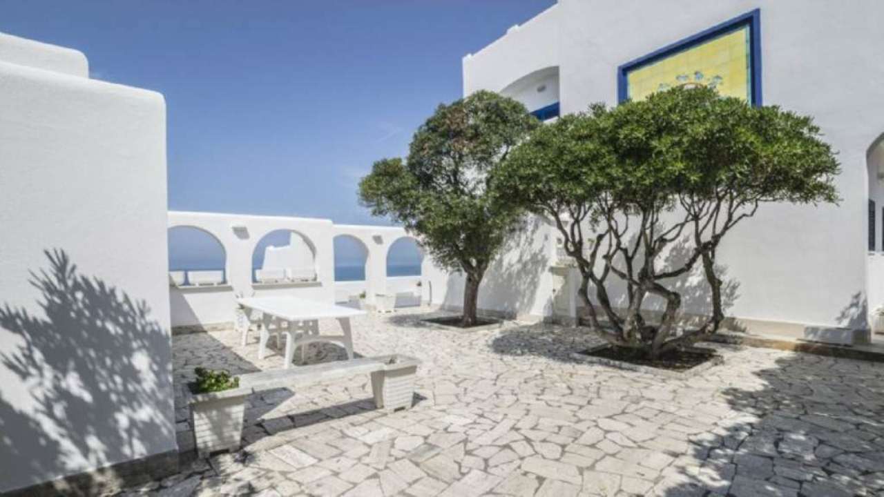 Villa Trifamiliare ANZIO vendita    ROMUS RE di Stefano Preciutti