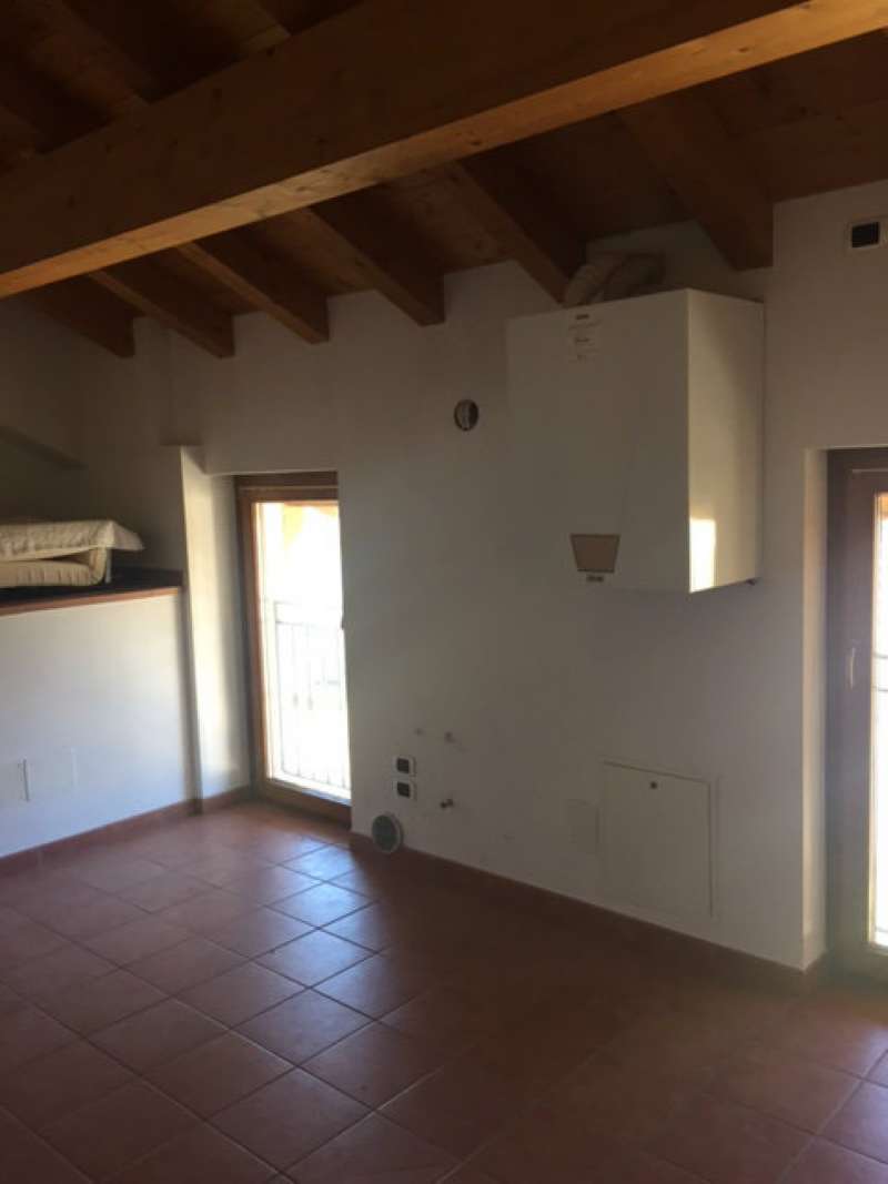 Appartamento LIMANA vendita   via Villa G&G Immobiliare