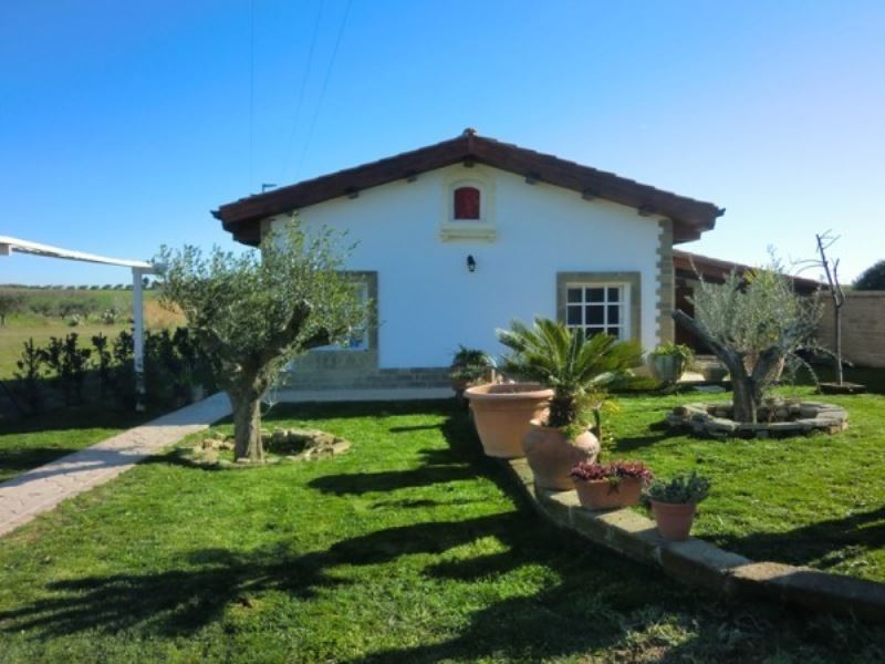 Villa Trifamiliare CERVETERI vendita   fontanile della regina Agenzia Immobiliare Gruppo Casa Re - Ladispoli -