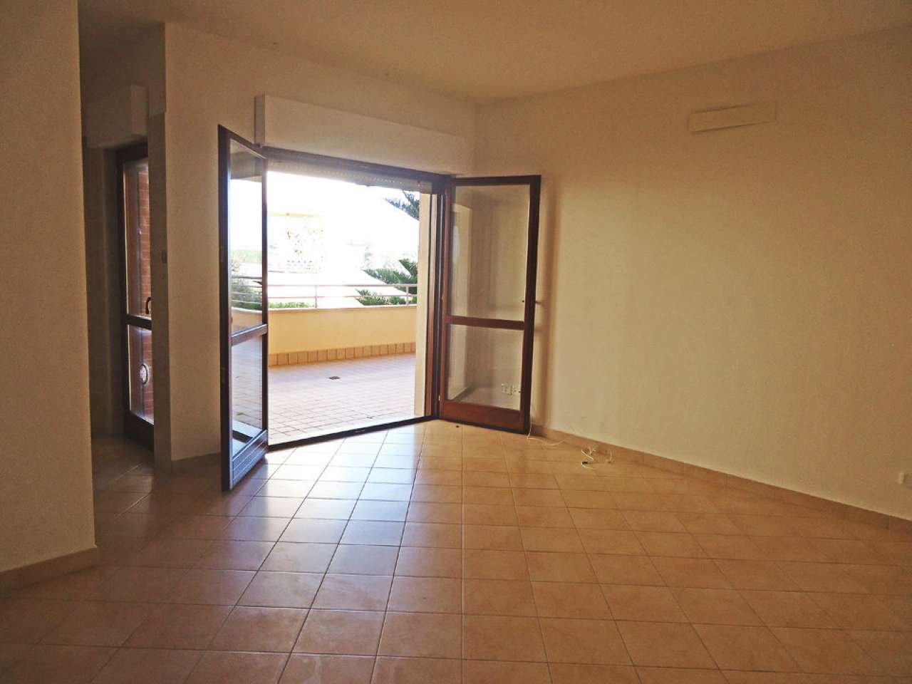 Appartamento SAN FELICE CIRCEO vendita   Via Monte Circeo Immobiliare Iodice S.R.L.