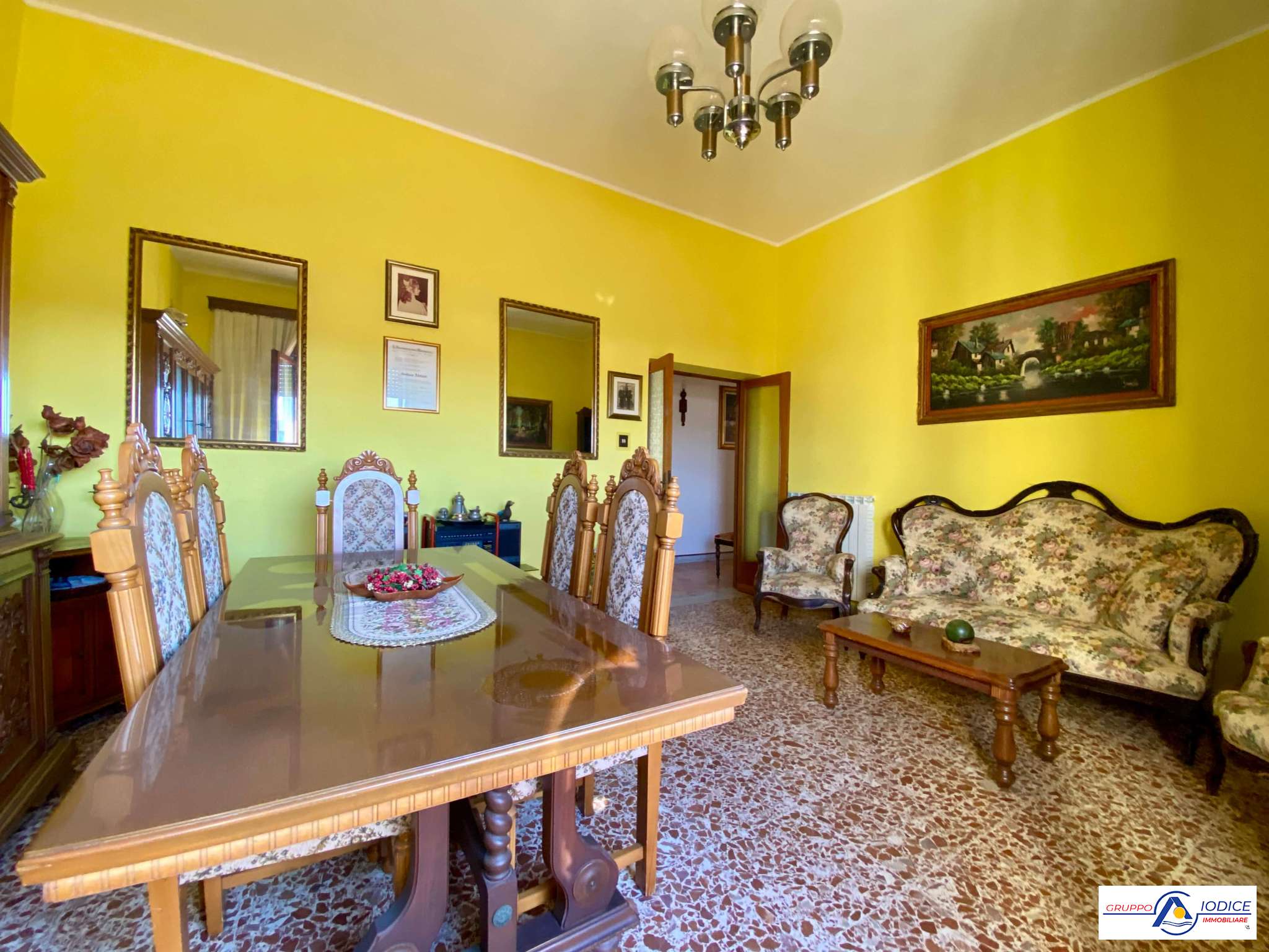 SALONE