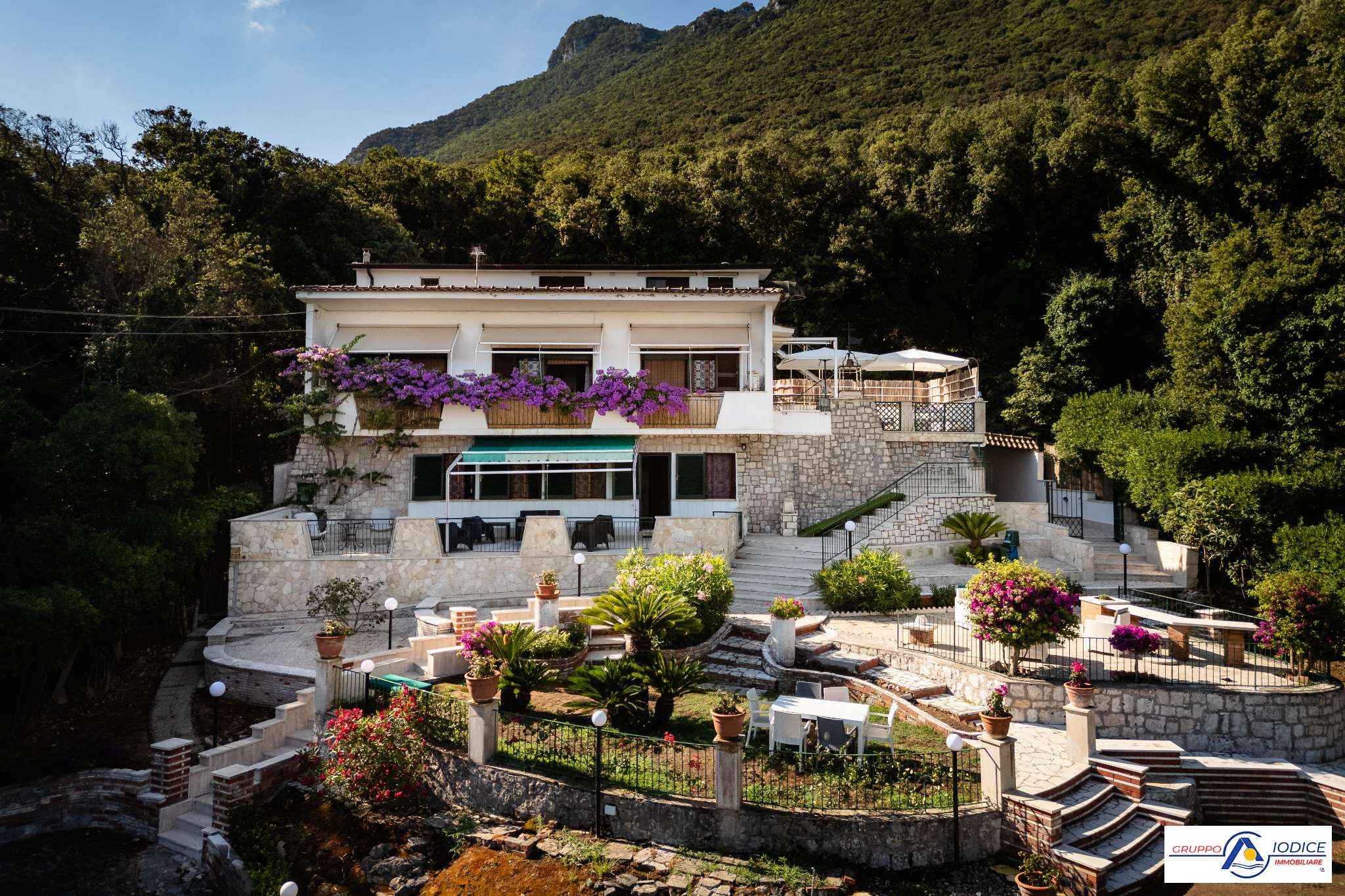 villa