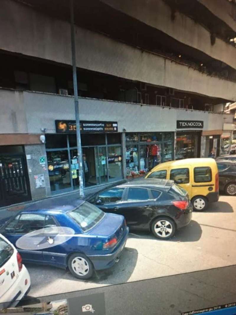 Negozio - Loc.Com. ROMA affitto  NUOVO SALARIO Largo Valtournanche Roberto Tribuzzi