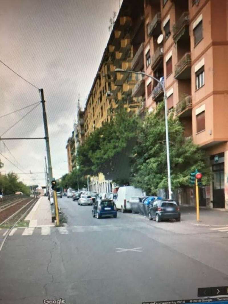 Negozio - Loc.Com. ROMA vendita  PIGNETO Via Casilina Roberto Tribuzzi