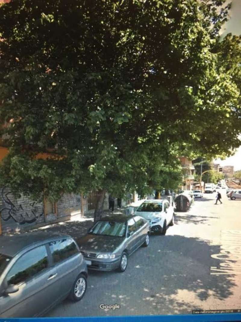 Negozio - Loc.Com. ROMA vendita  PIGNETO Via Casilina Roberto Tribuzzi