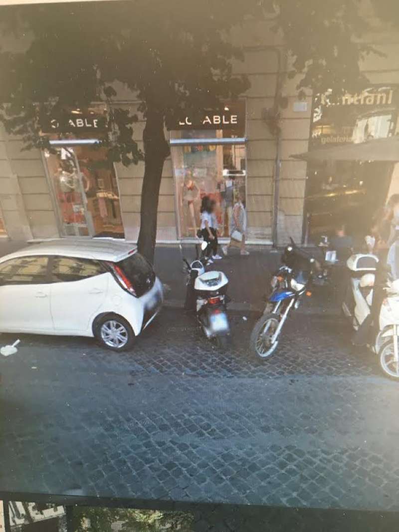 Negozio - Loc.Com. ROMA affitto  PRATI Via Cola di Rienzo Roberto Tribuzzi