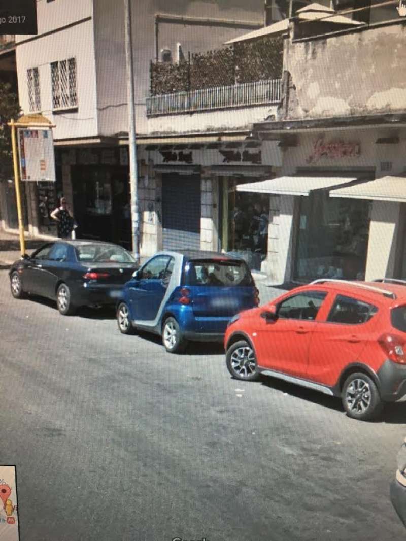 Negozio - Loc.Com. ROMA affitto  TUSCOLANO (VI MUN.) Via Tuscolana Roberto Tribuzzi