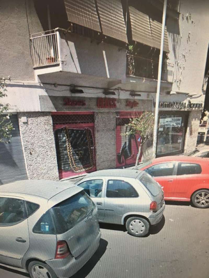 Negozio - Loc.Com. ROMA affitto  TUSCOLANO (VI MUN.) Via Sestio Calvino Roberto Tribuzzi