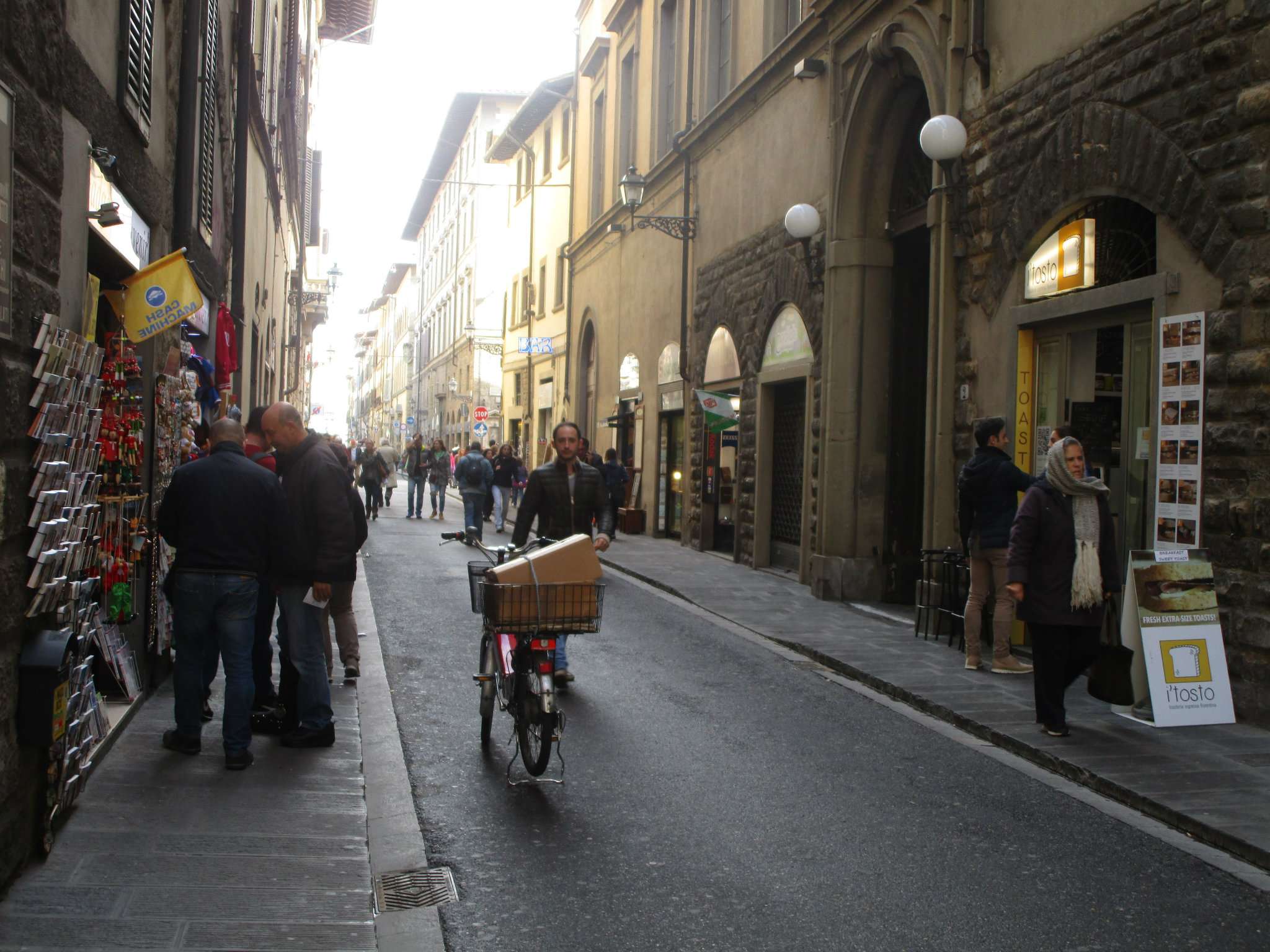 Negozio - Loc.Com. FIRENZE affitto  DUOMO albizi PARTERRE IMMOBILIARE