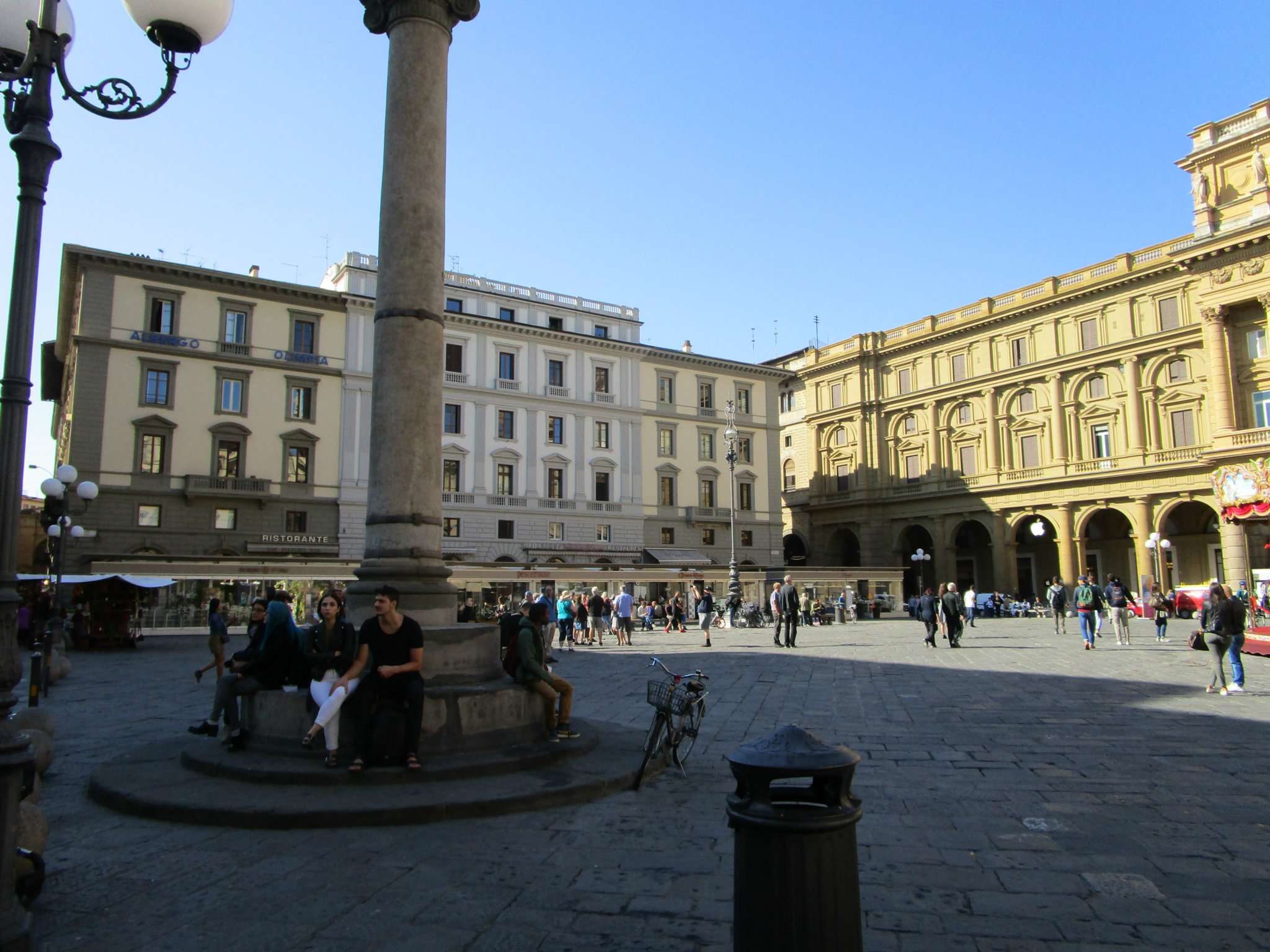 Negozio - Loc.Com. FIRENZE affitto  DUOMO dellla scala PARTERRE IMMOBILIARE