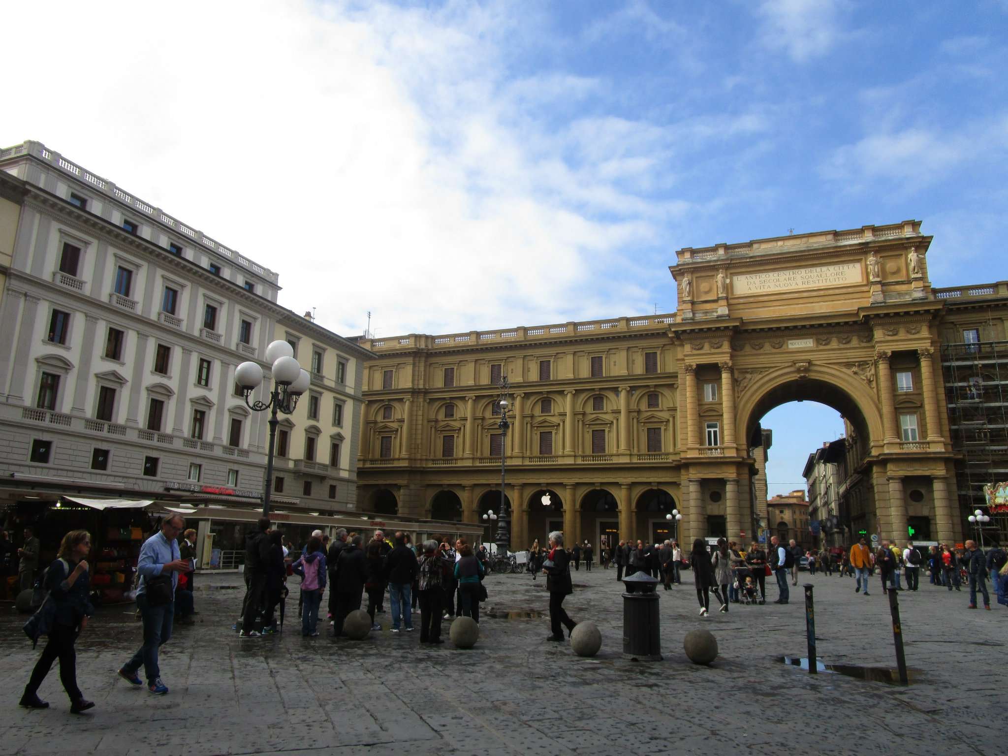 Negozio - Loc.Com. FIRENZE affitto  DUOMO Borgo Ognissanti PARTERRE IMMOBILIARE