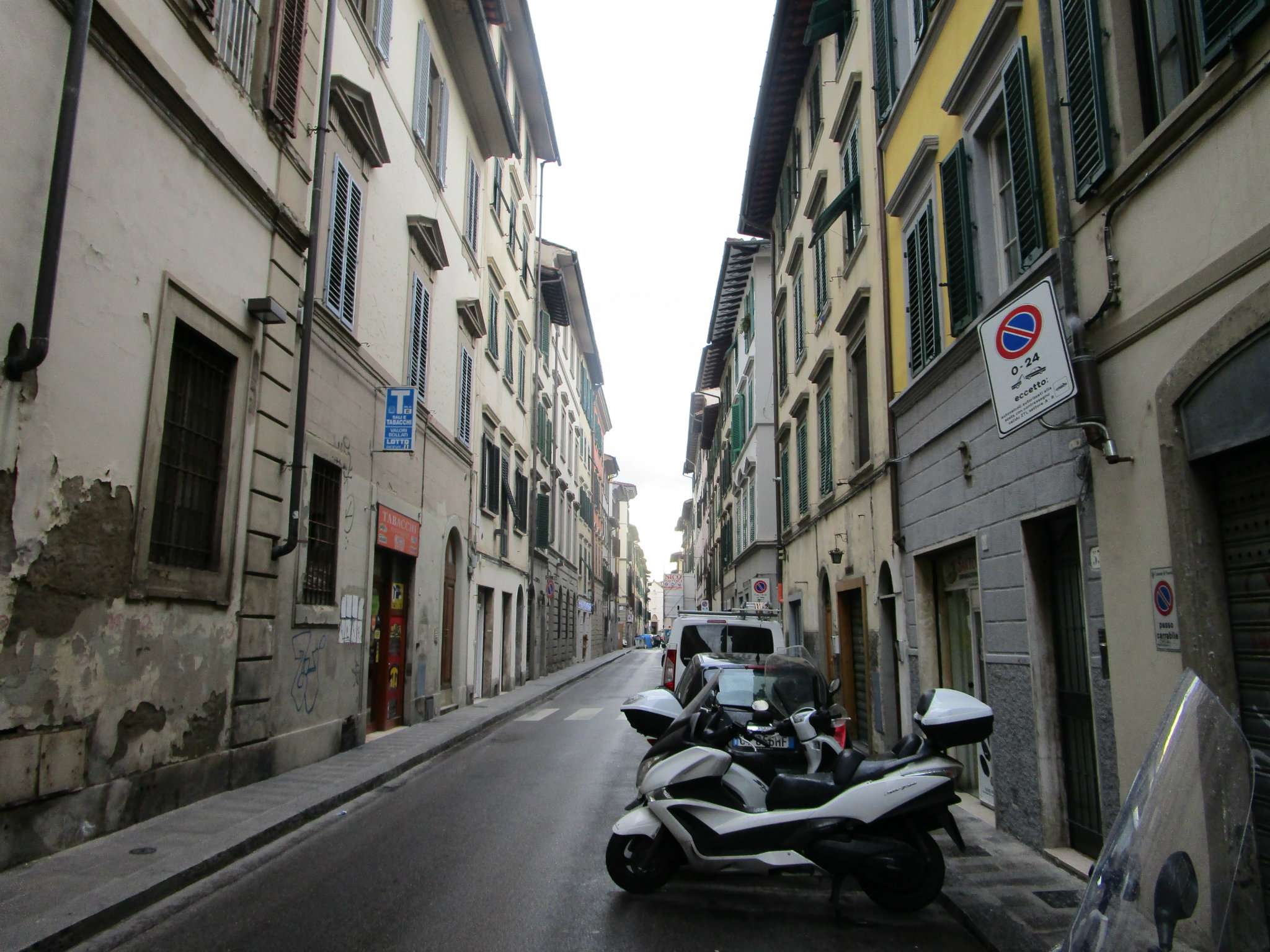 Appartamento FIRENZE vendita  DUOMO dei pilastri PARTERRE IMMOBILIARE