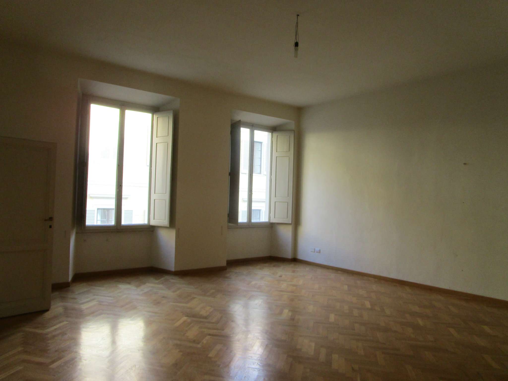 Ufficio - Loc.Com. FIRENZE affitto  DUOMO tornabuoni PARTERRE IMMOBILIARE