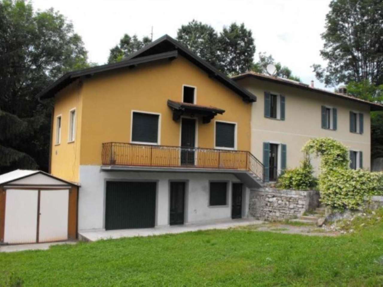 Villa Unifamiliare - Indipendente ISPRA vendita   Varese Global Service Sas