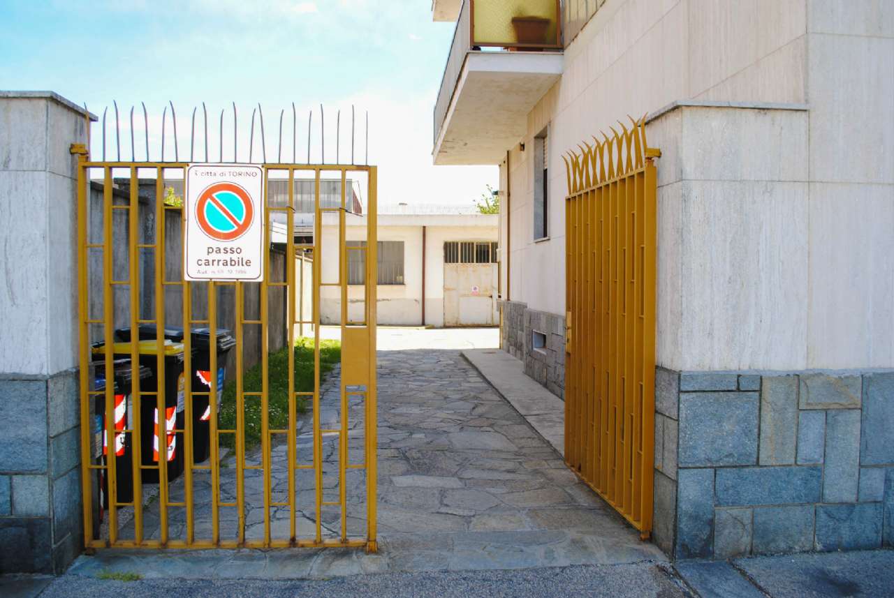 Capannoni (Tutti) TORINO affitto  MIRAFIORI NORD Somalia Operazione Immobiliare di Luigi La Triglia