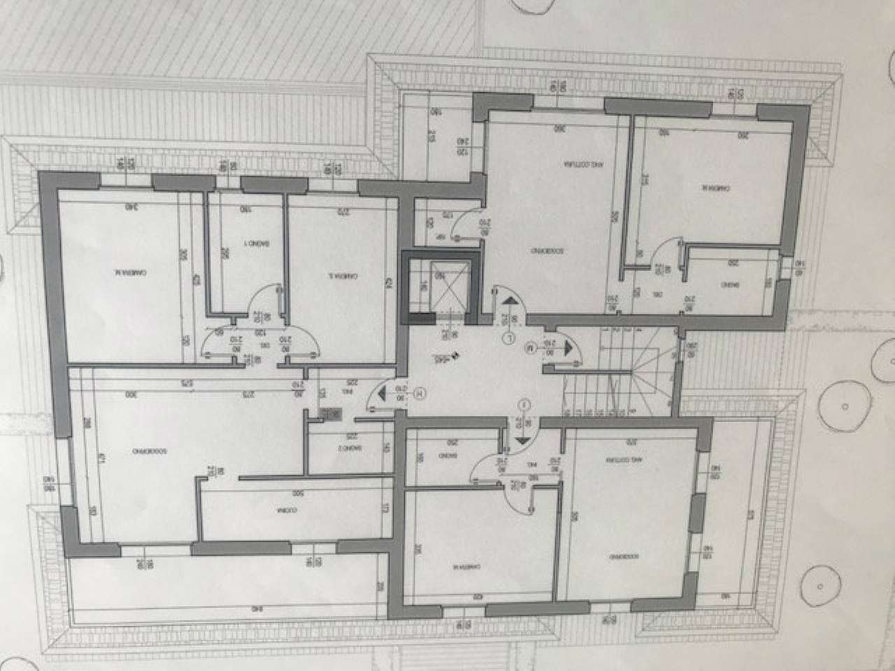 Appartamento MILANO vendita  BARONA via dei garofani Niti s.a.s. di Bertoni Tiziana & C.
