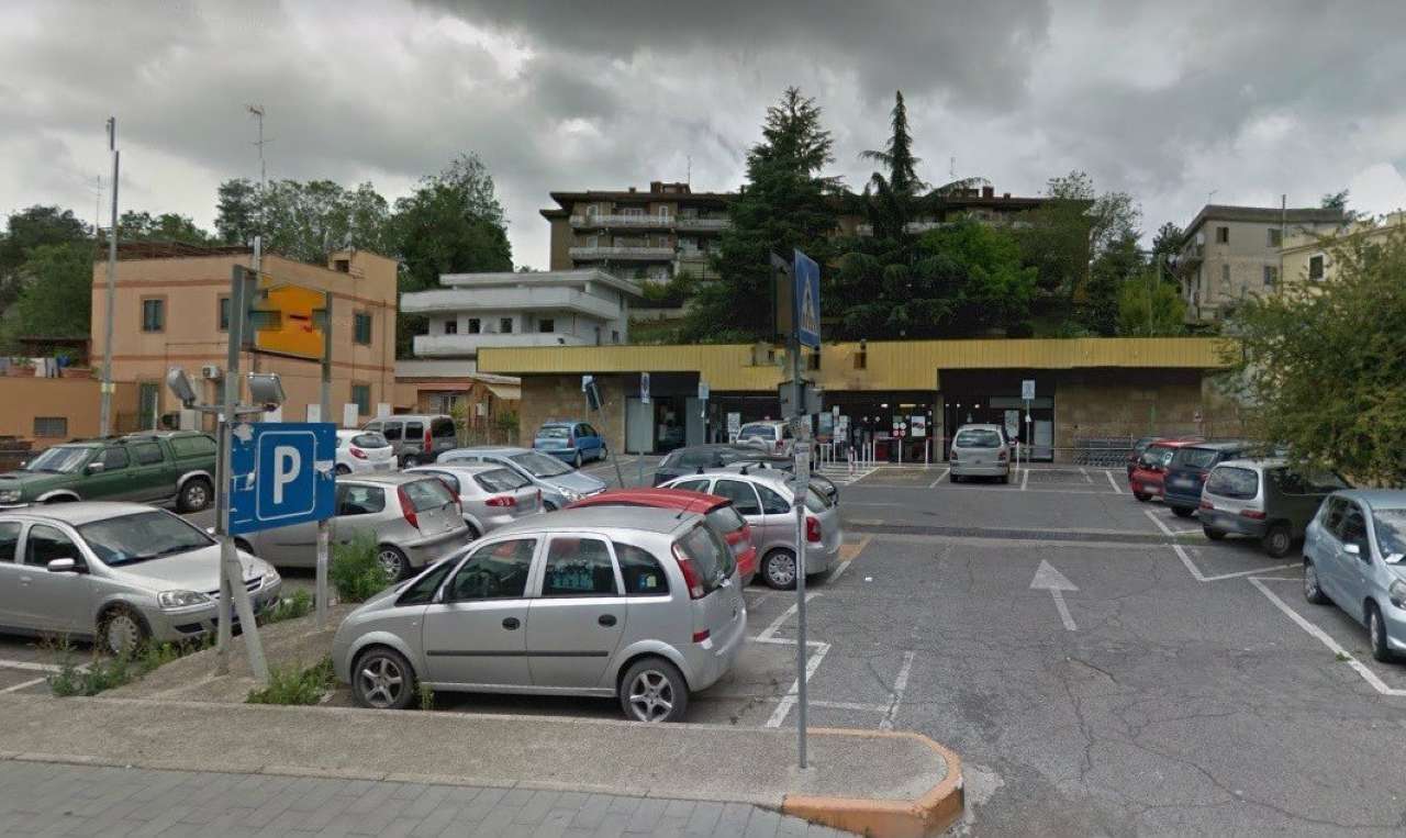 Negozio - Loc.Com. ROMA vendita  AURELIO (XVIII MUN.) via Cornelia Sinergie Immobiliari Agency srl