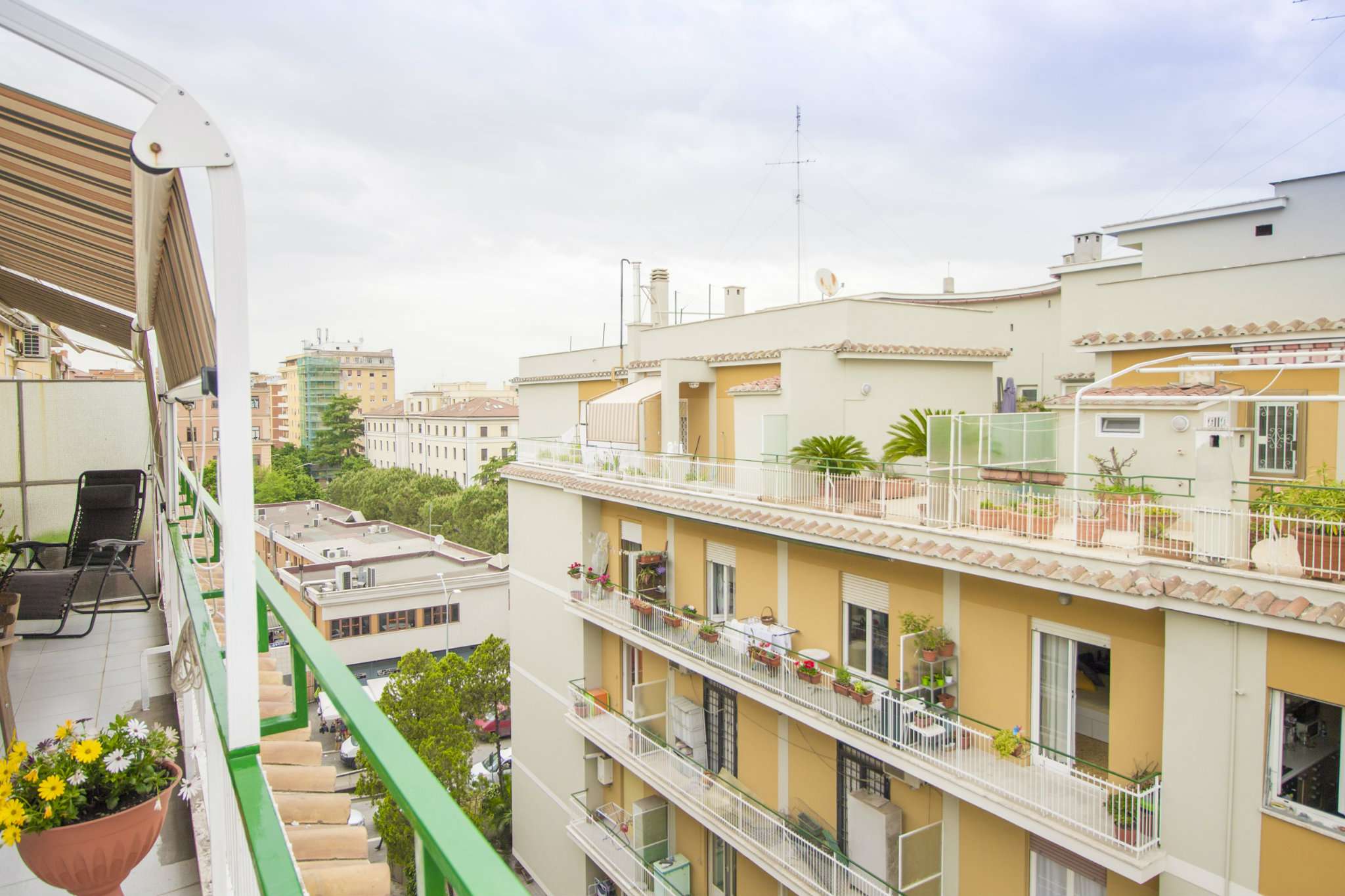 Attico ROMA vendita  PIGNETO Gentile da Mogliano Quadrifoglio Immobiliare