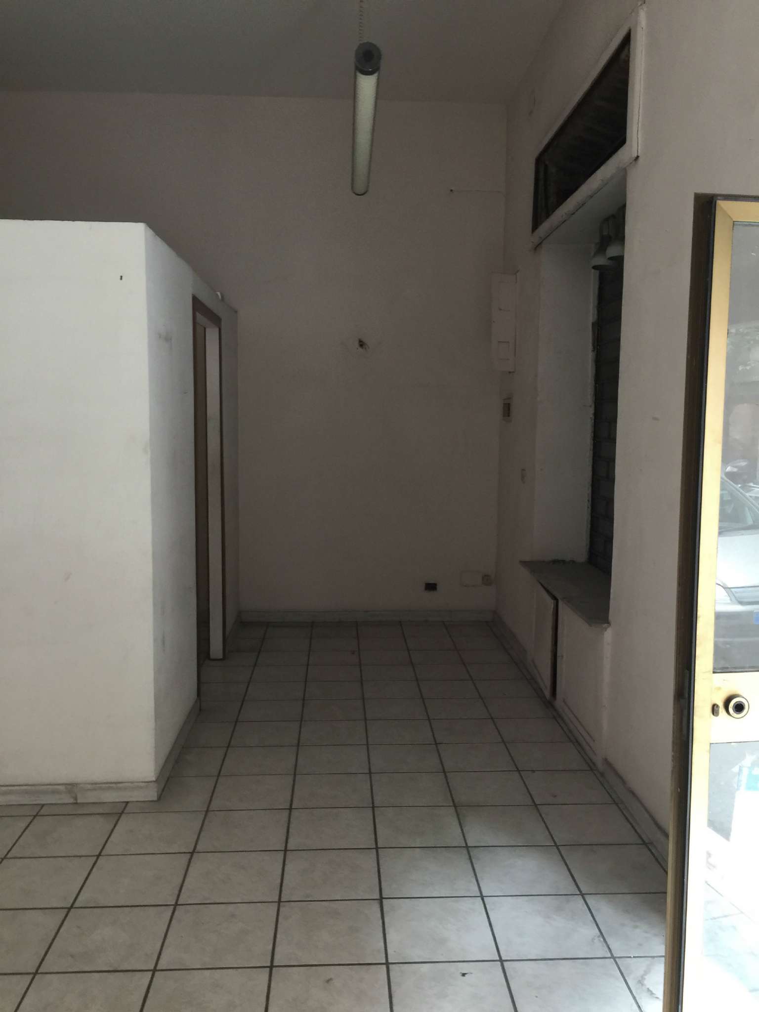 Negozio - Loc.Com. ROMA vendita  PRENESTINO - CENTOCELLE  Francesco Baracca AGENZIA VENTA CASE SRL