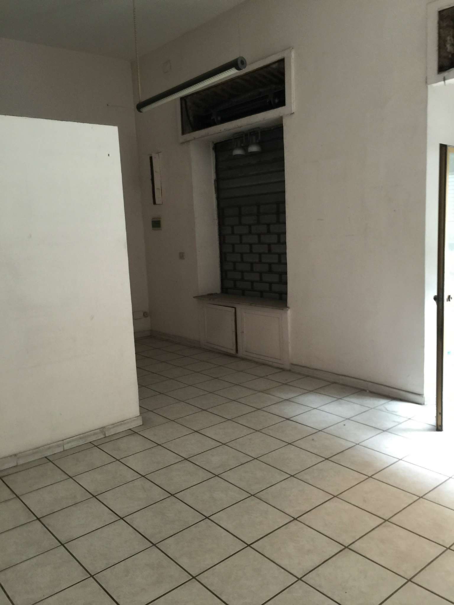 Negozio - Loc.Com. ROMA vendita  PRENESTINO - CENTOCELLE  Francesco Baracca AGENZIA VENTA CASE SRL